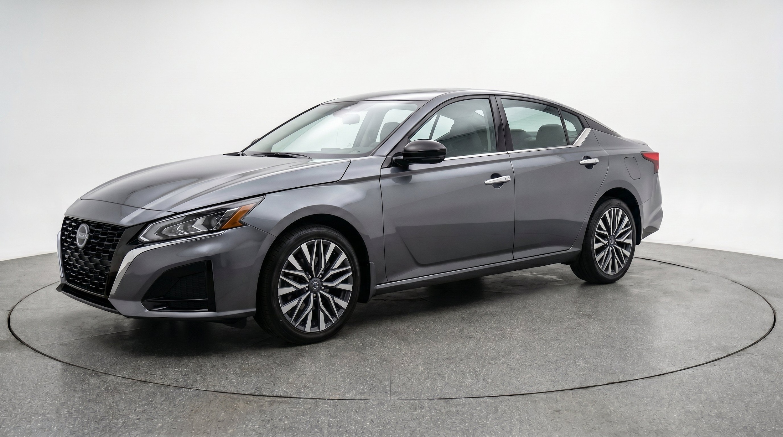 Thumbnail: 2025 Nissan Altima - 3