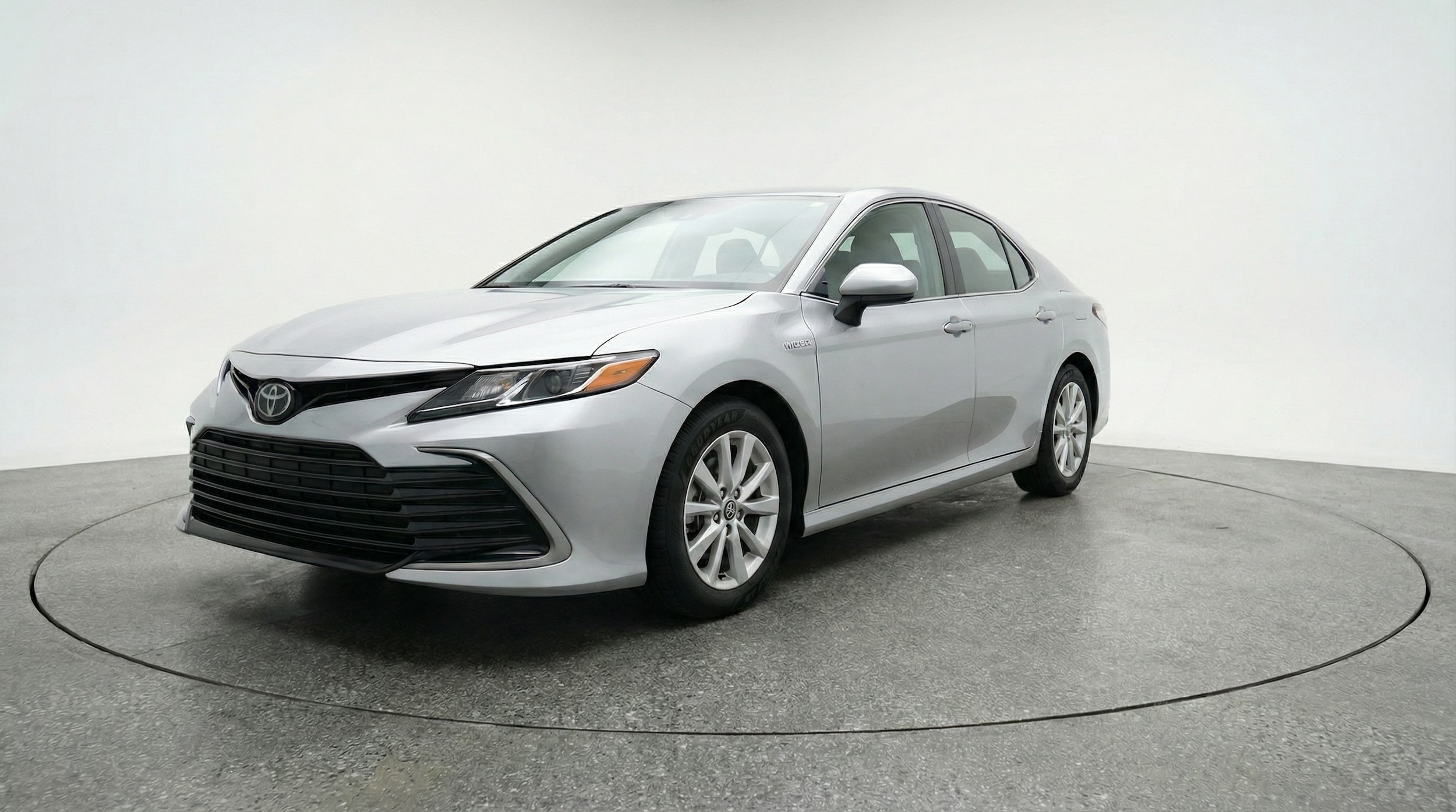 Thumbnail: 2025 Toyota Camry - 3