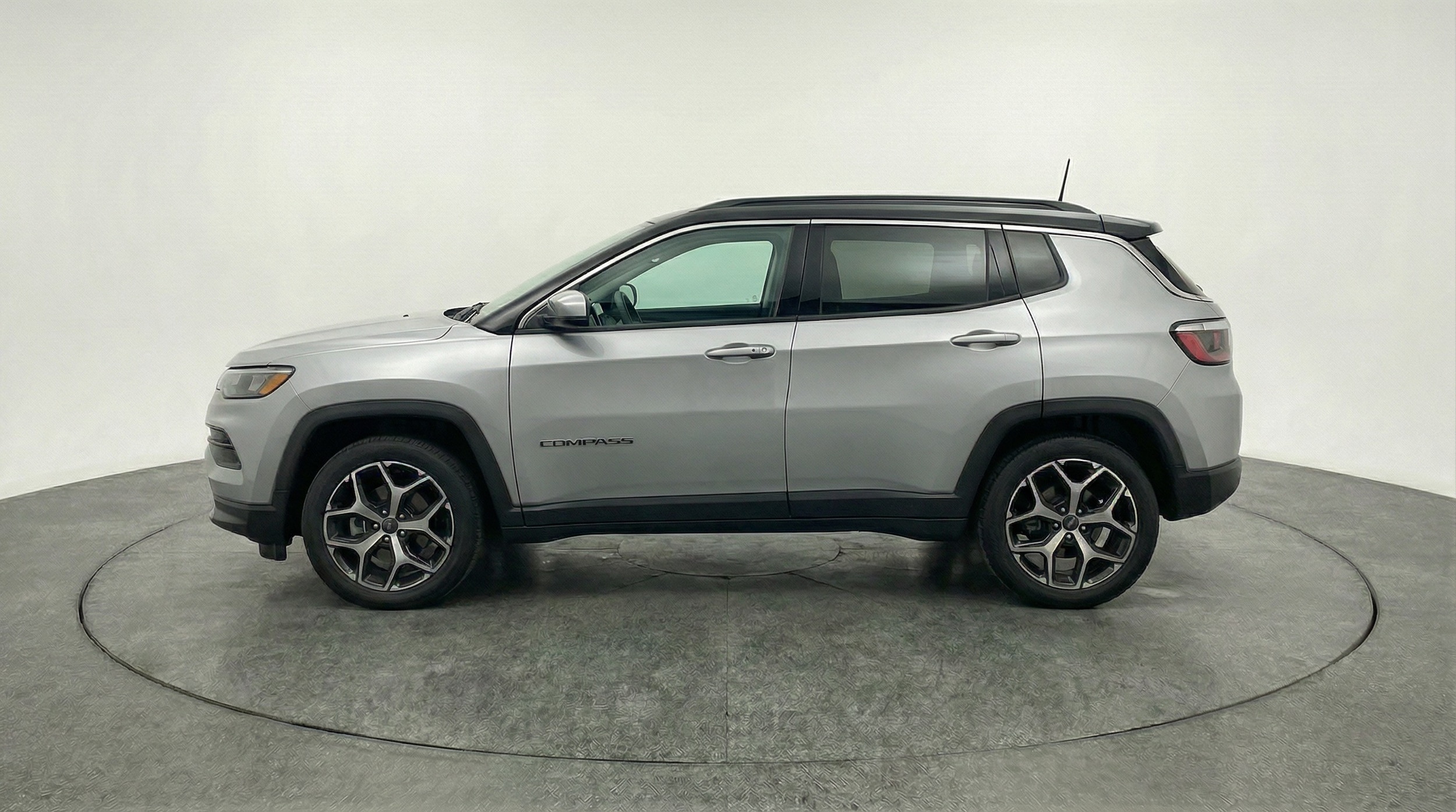 Thumbnail: 2025 Jeep Compass - 4
