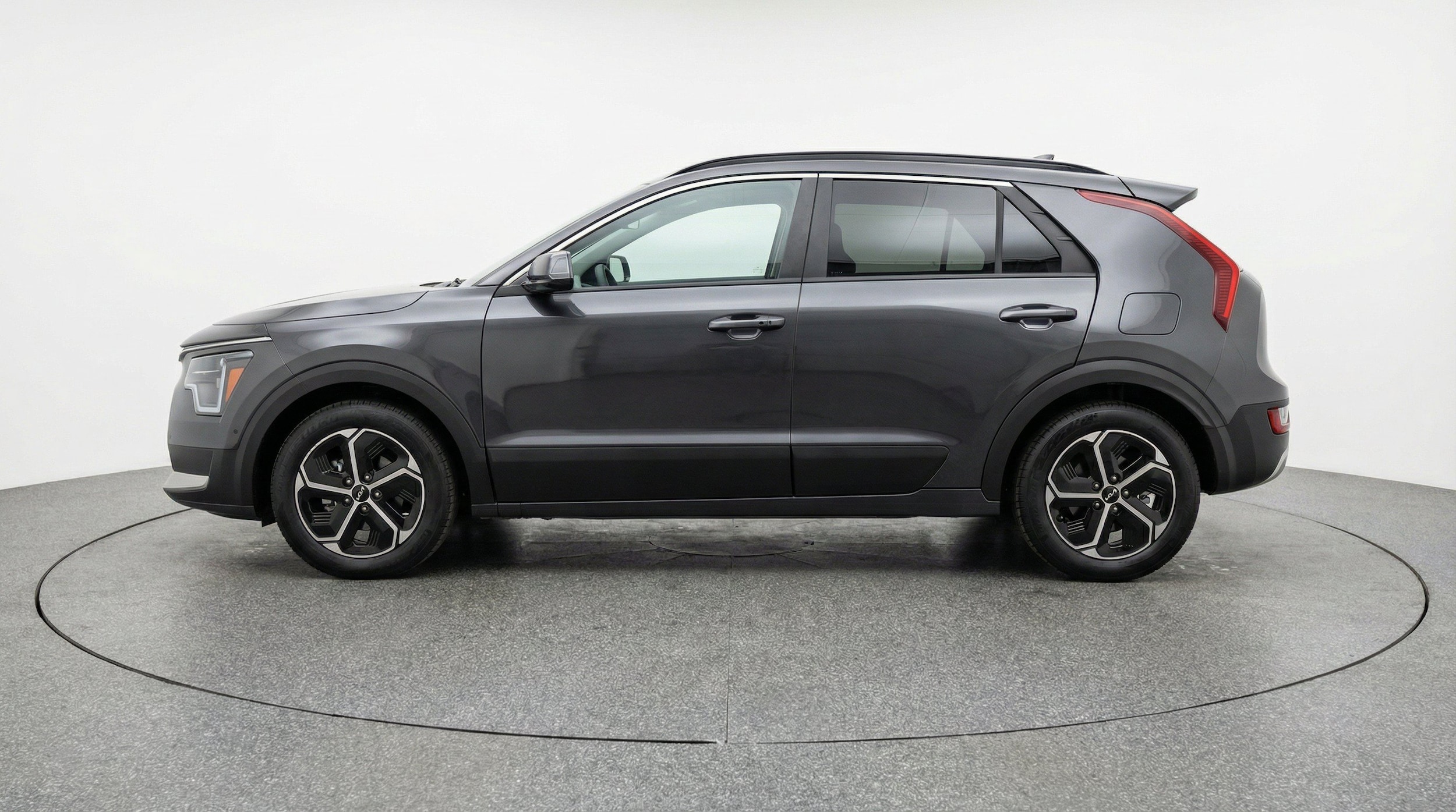 Thumbnail: 2026 Kia Niro - 5