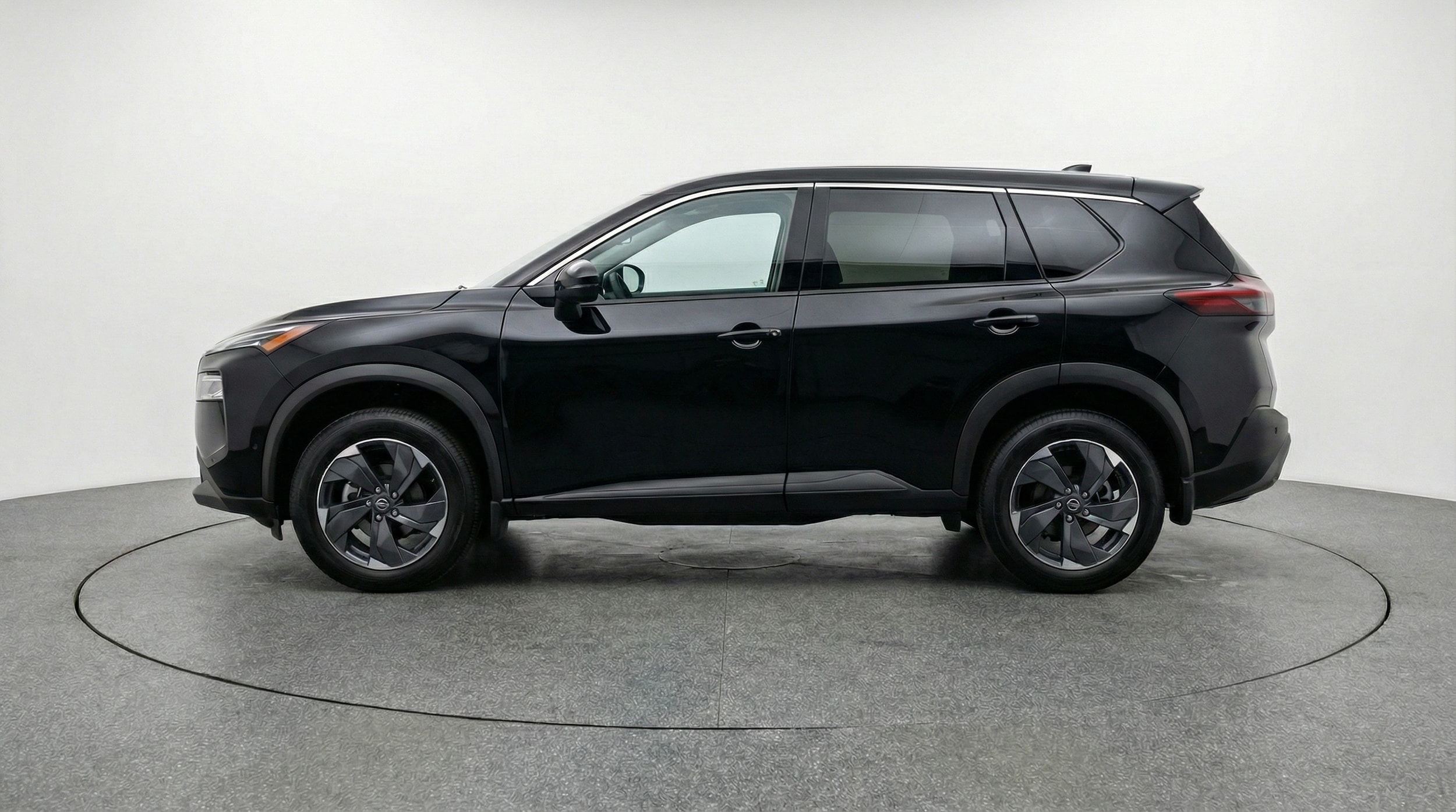 Thumbnail: 2025 Nissan Rogue - 4