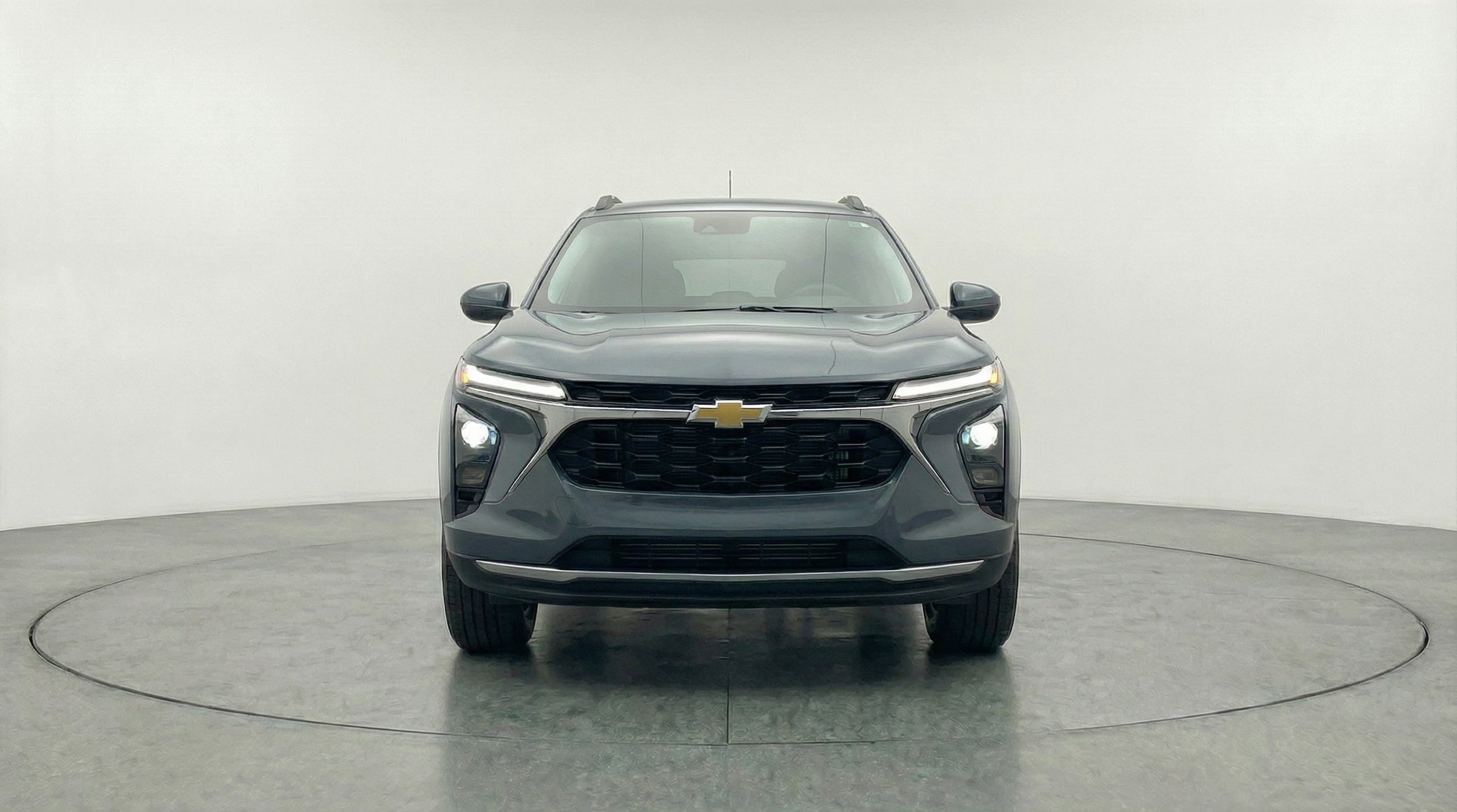 Thumbnail: 2025 Chevrolet Trax - 2