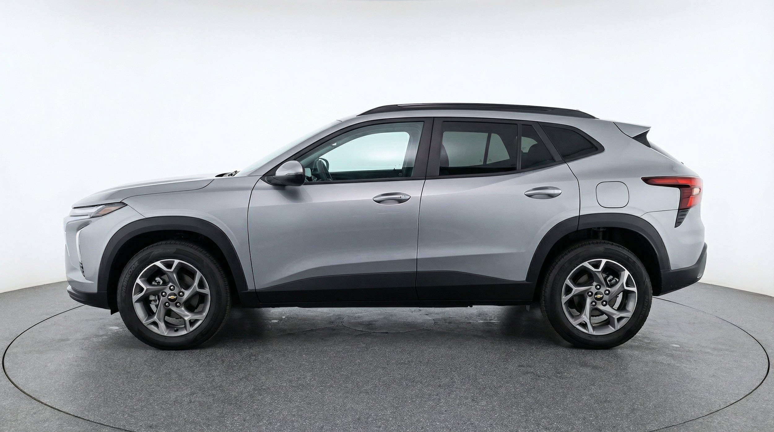 Thumbnail: 2025 Chevrolet Trax - 5