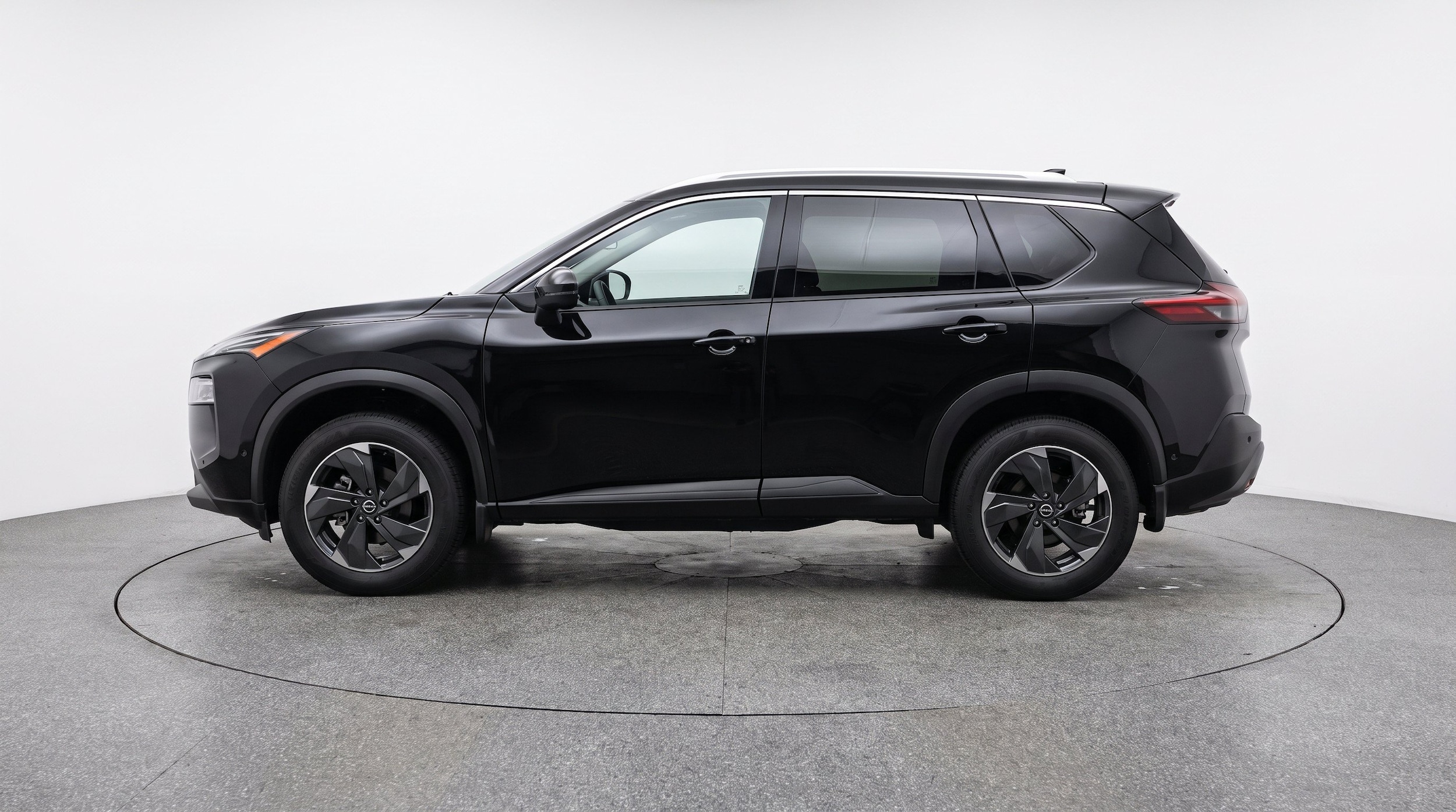 Thumbnail: 2025 Nissan Rogue - 5