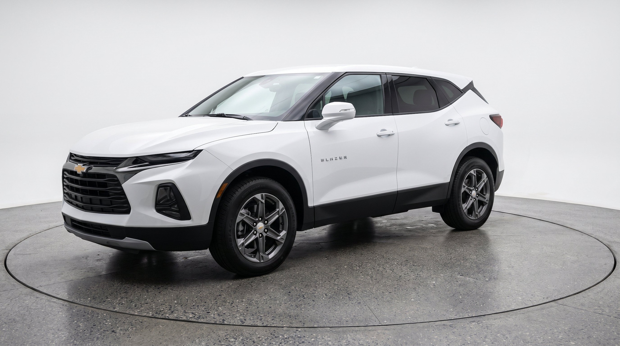 Thumbnail: 2026 Chevrolet Blazer - 3