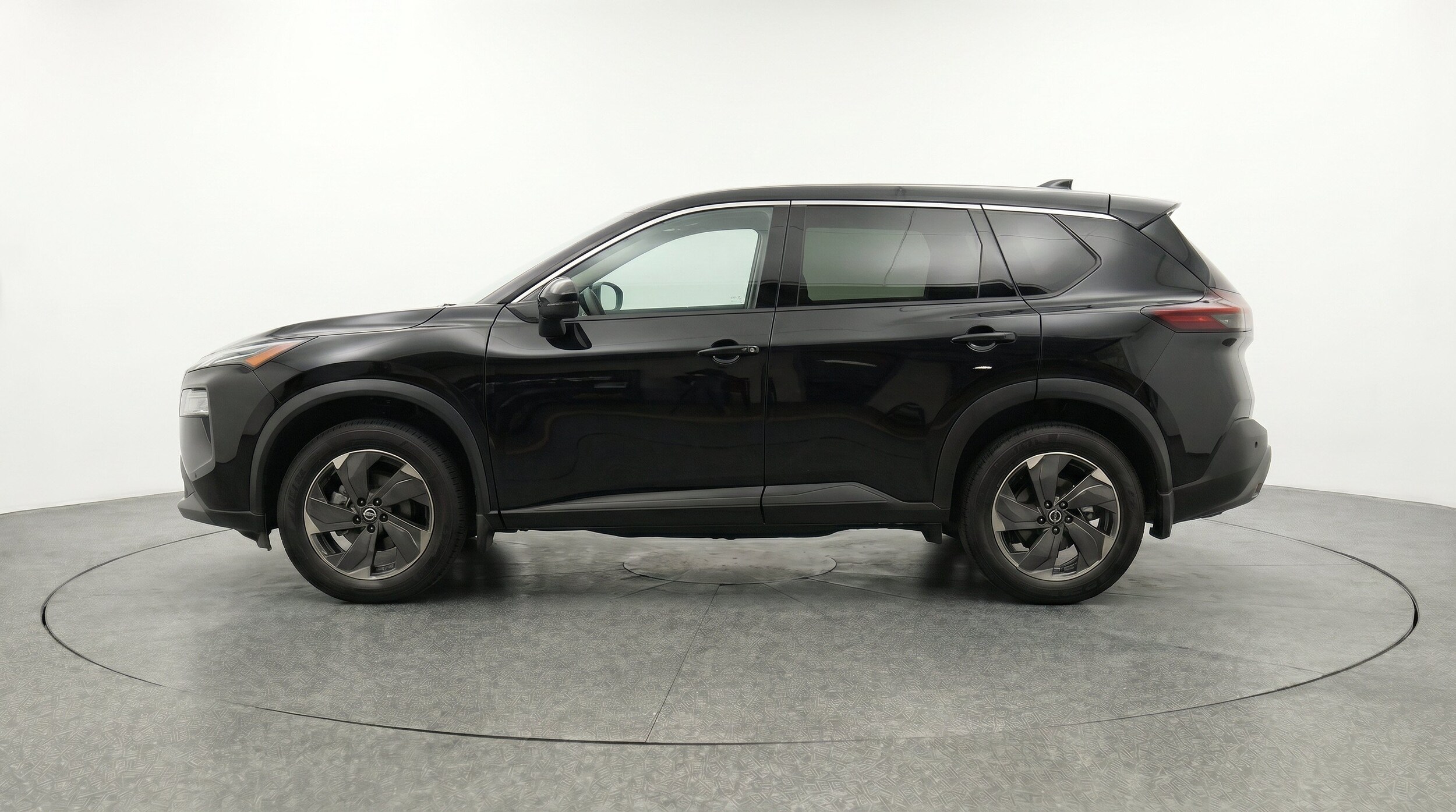 Thumbnail: 2025 Nissan Rogue - 5