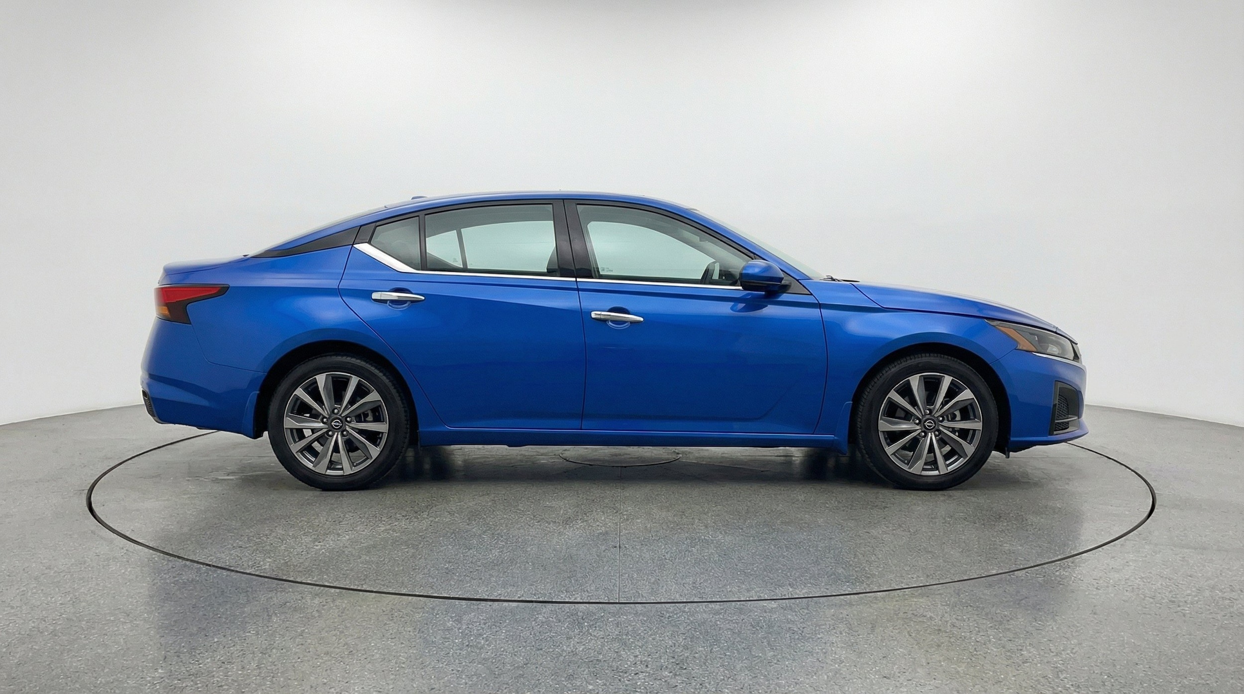 Thumbnail: 2025 Nissan Altima - 11