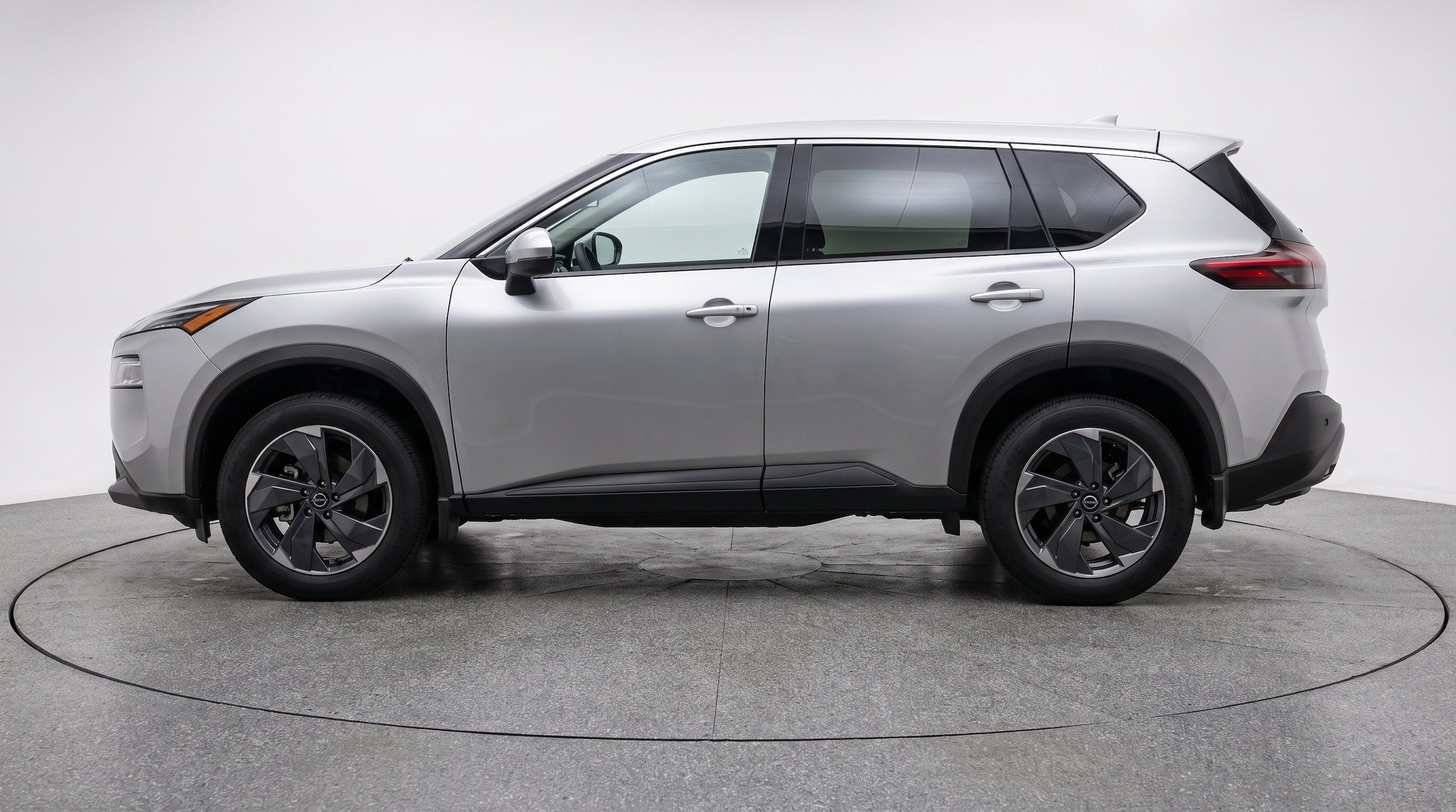 Thumbnail: 2025 Nissan Rogue - 5