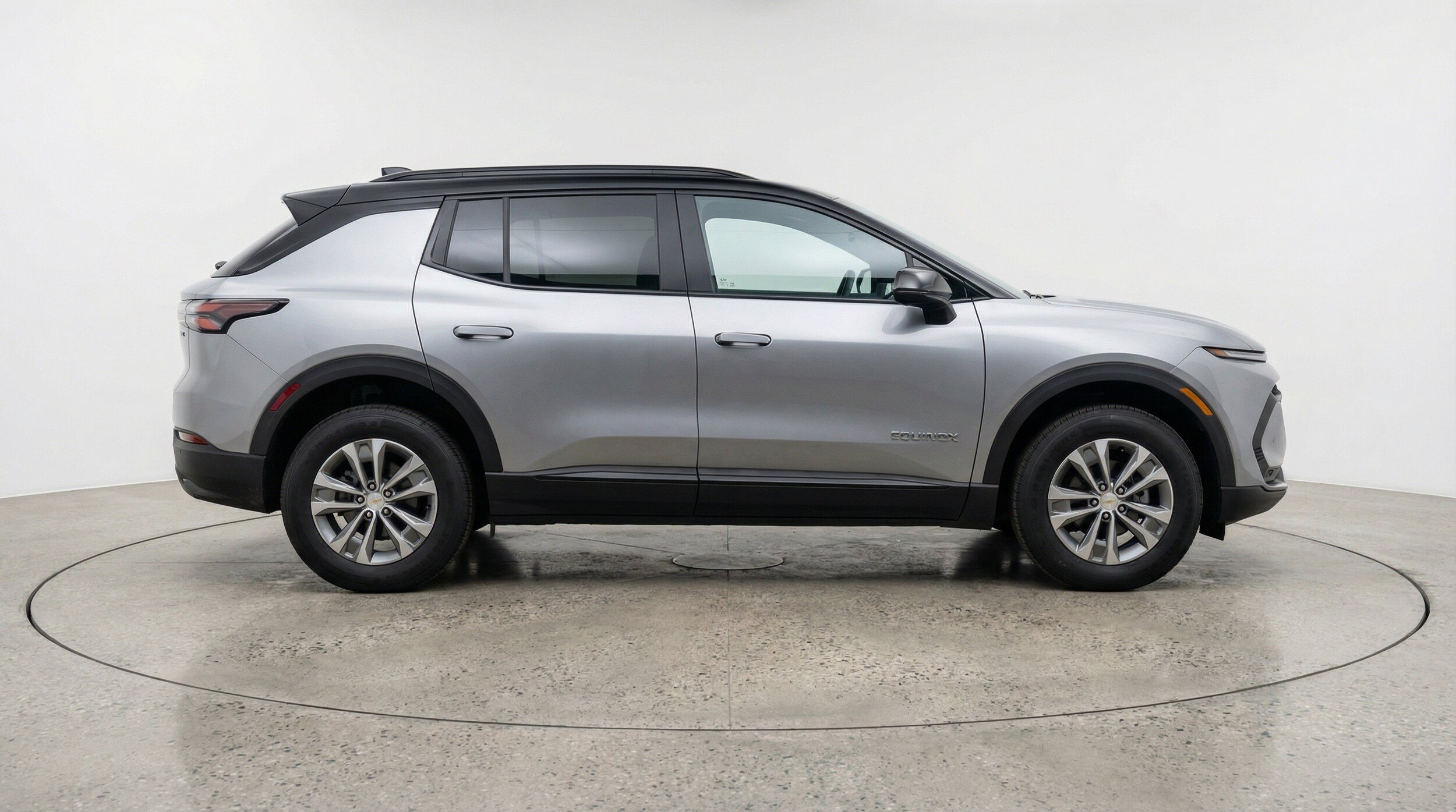 Thumbnail: 2025 Chevrolet Equinox - 11