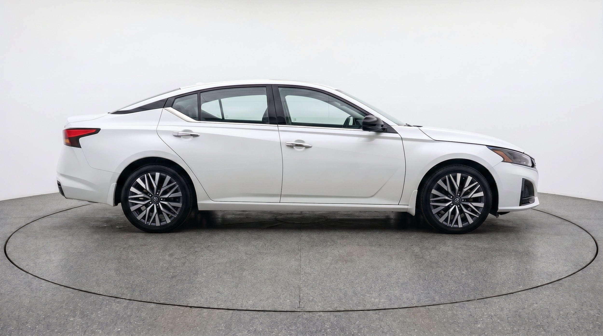 Thumbnail: 2025 Nissan Altima - 11