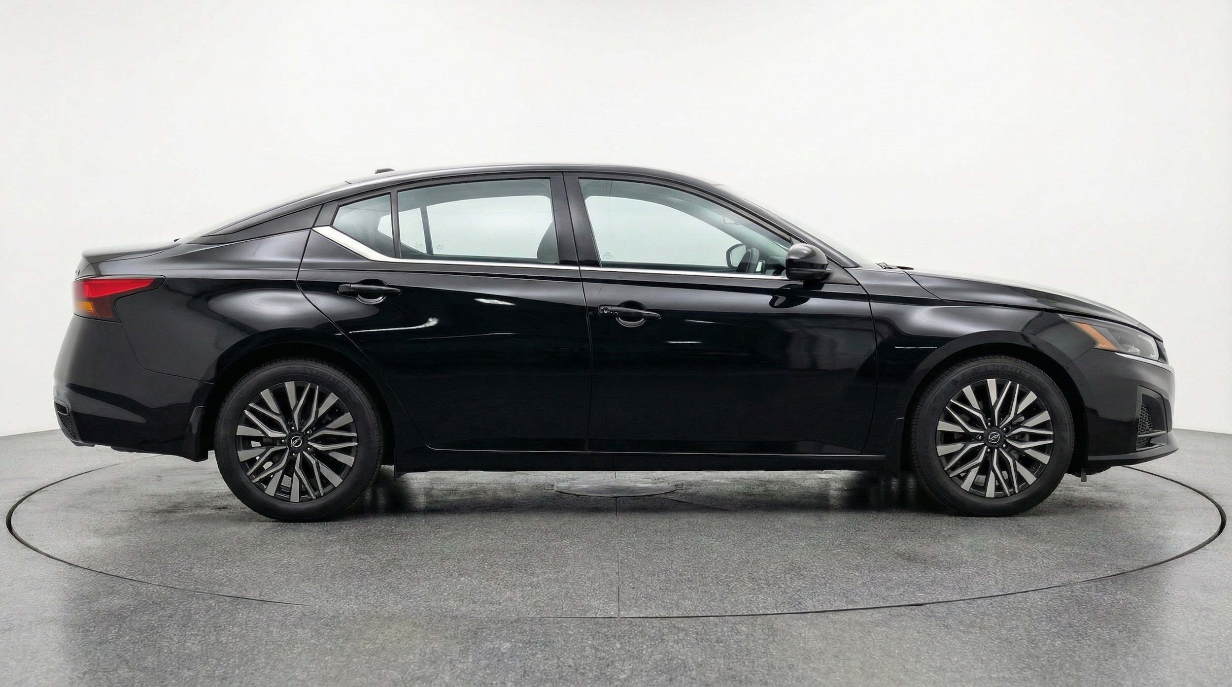 Thumbnail: 2026 Nissan Altima - 10