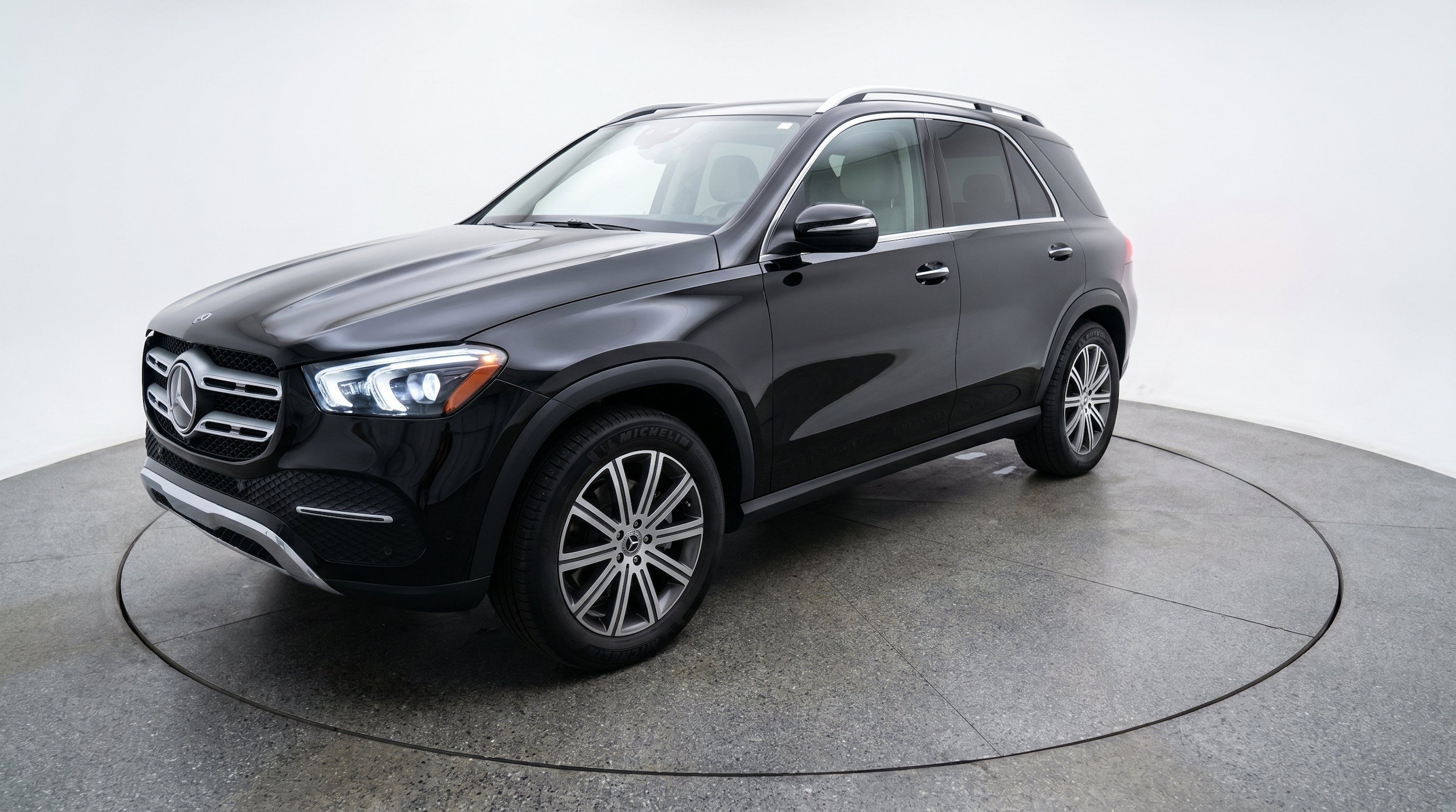 Thumbnail: 2026 Mercedes-Benz GLE - 3