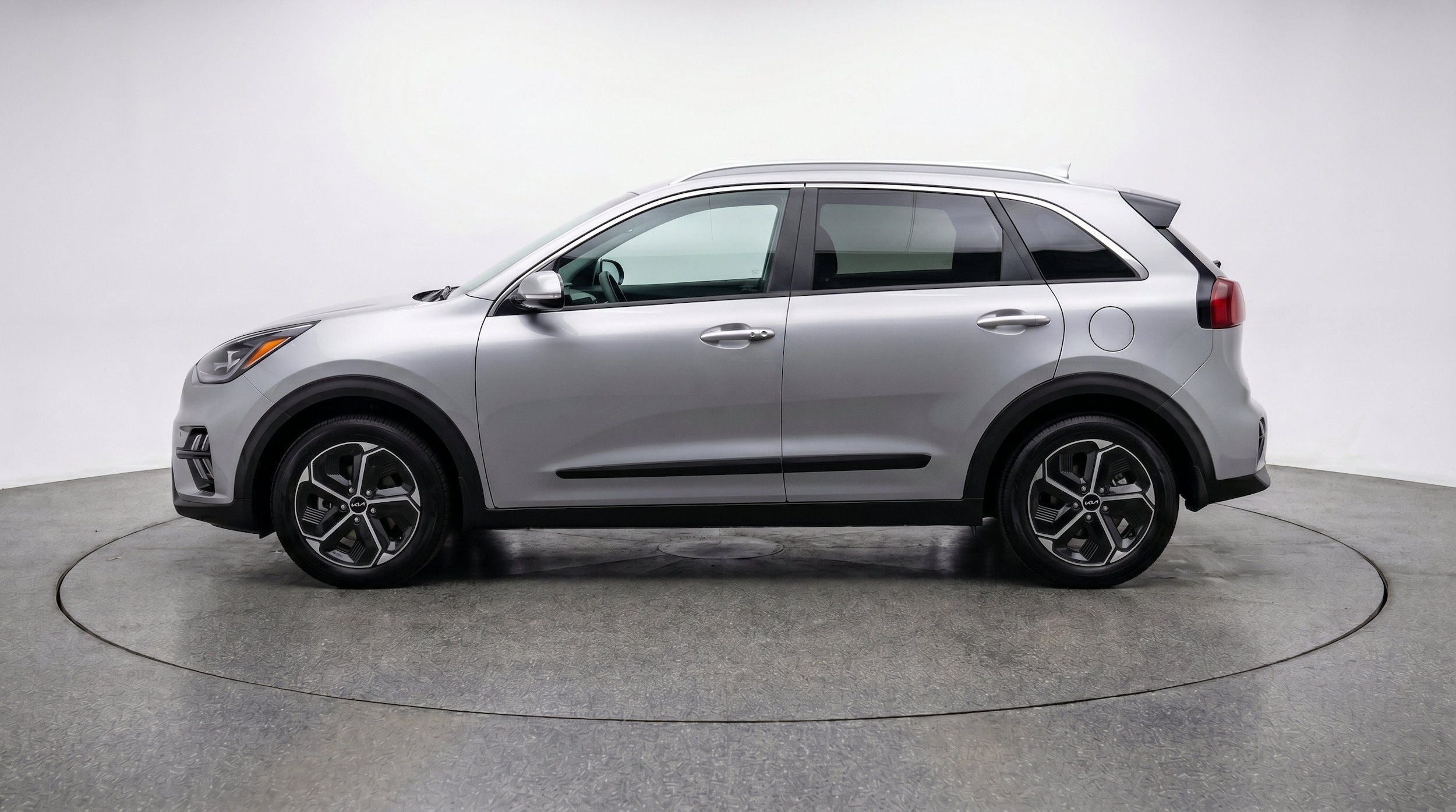 Thumbnail: 2026 Kia Niro - 5