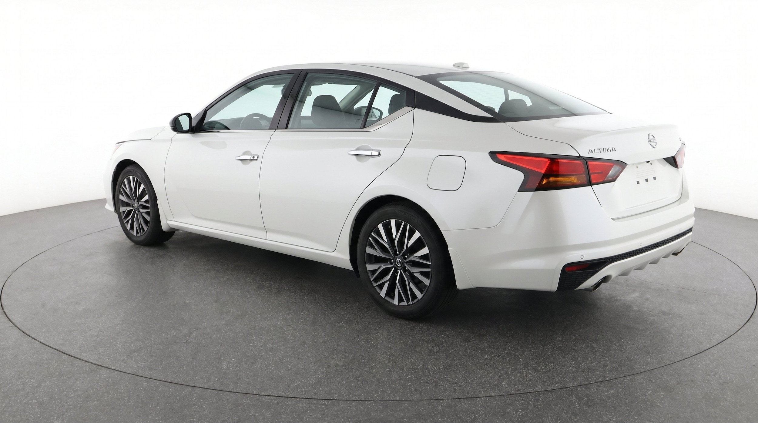 Thumbnail: 2025 Nissan Altima - 6
