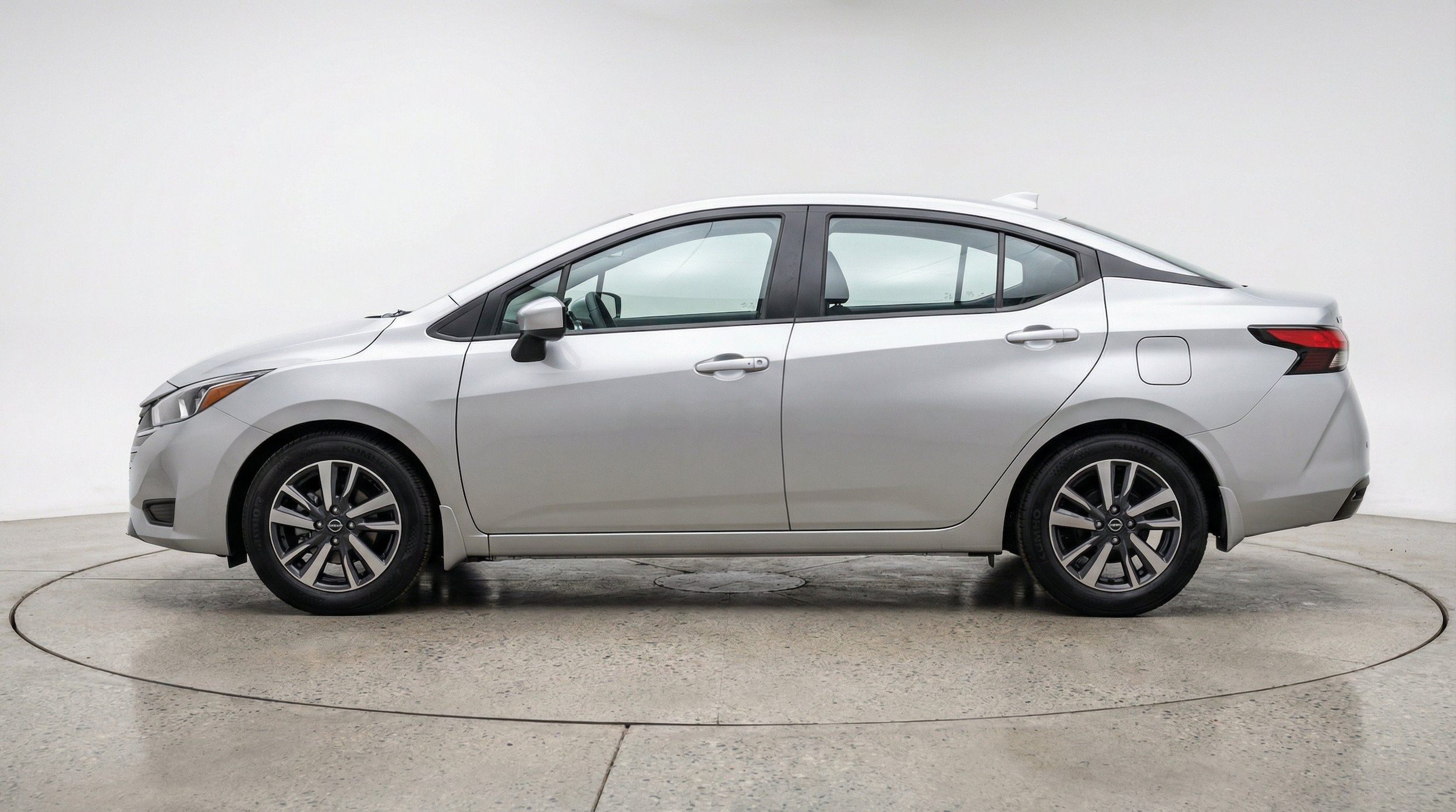Thumbnail: 2025 Nissan Versa - 5