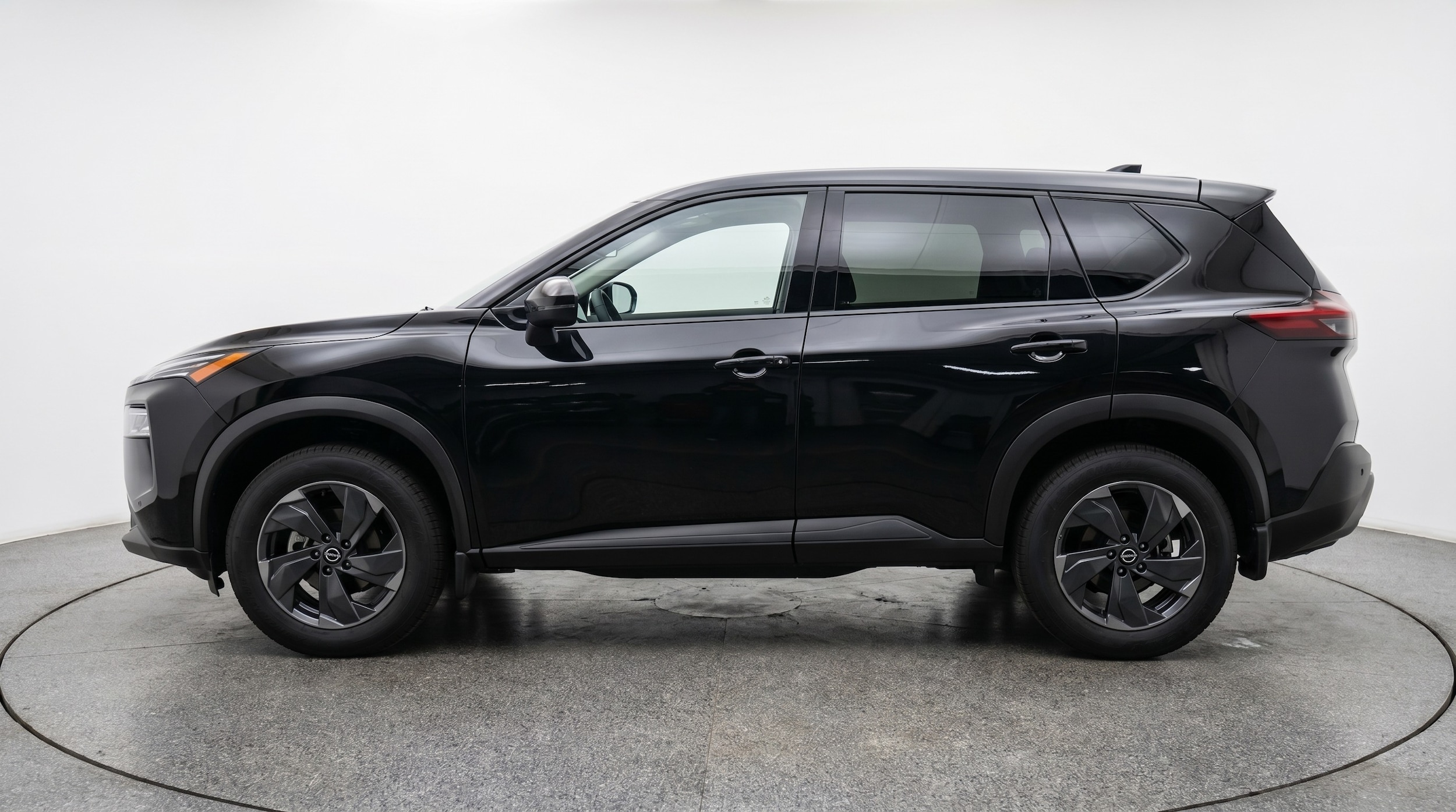 Thumbnail: 2025 Nissan Rogue - 4
