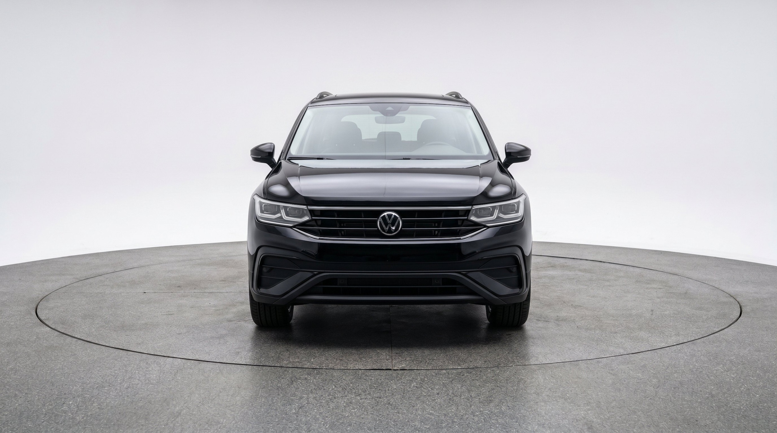 Thumbnail: 2026 Volkswagen Tiguan - 2