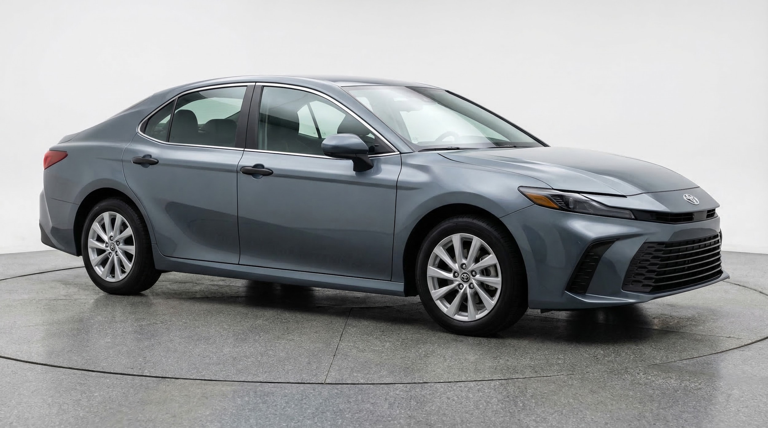 Thumbnail: 2025 Toyota Camry - 1