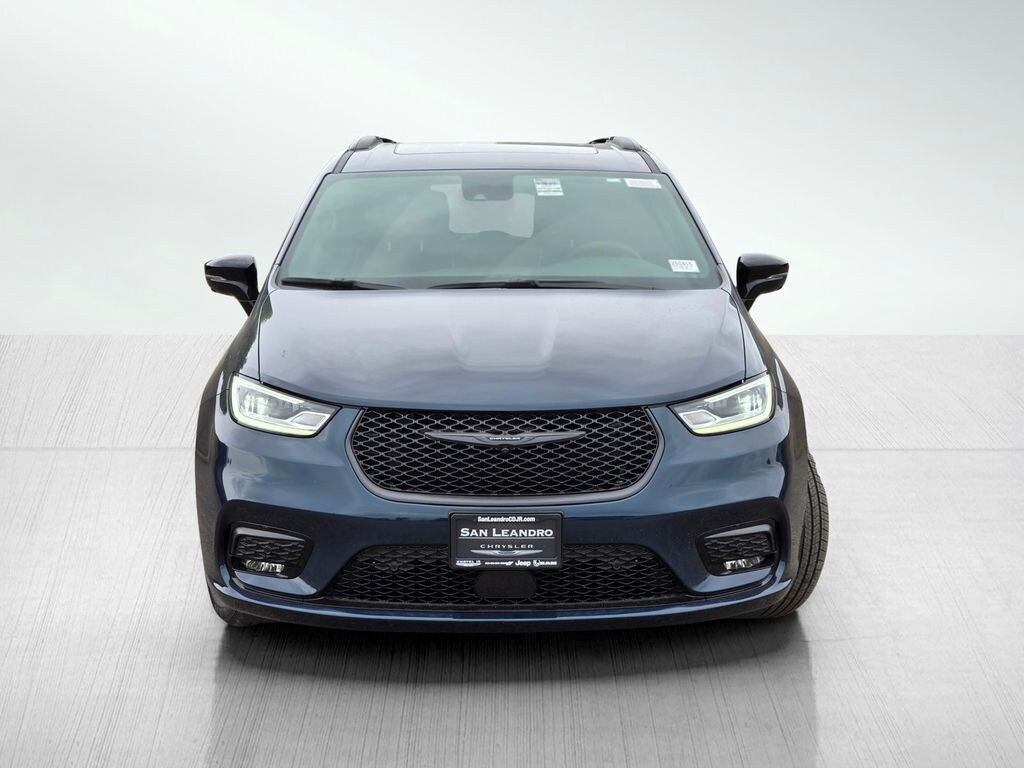 New 2025 Chrysler Pacifica Hybrid Premium S Appearance Pkg Passenger Van