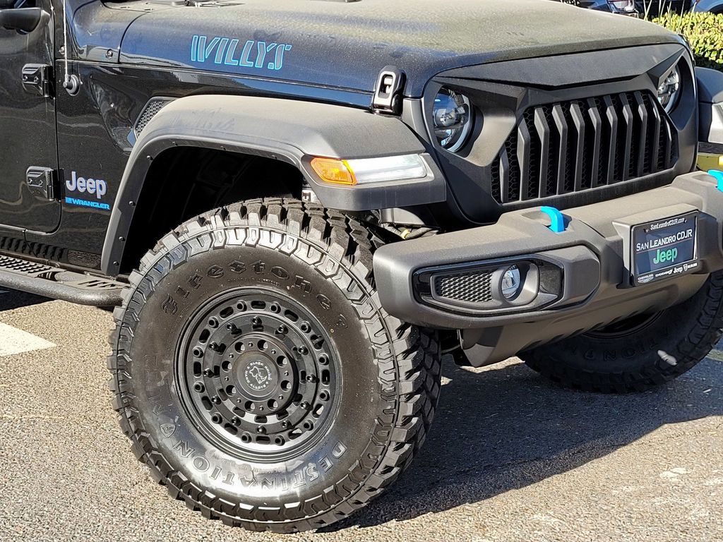 2023 Jeep Wrangler Willys 4xe photo 2