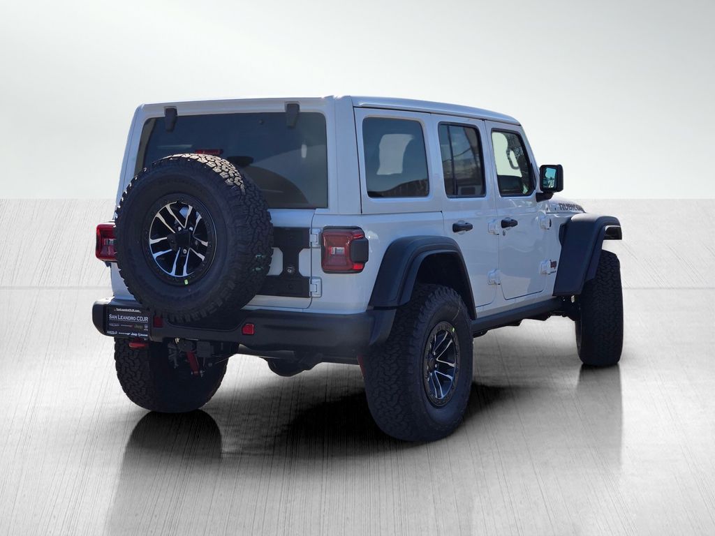 2025 Jeep Wrangler Rubicon photo 3