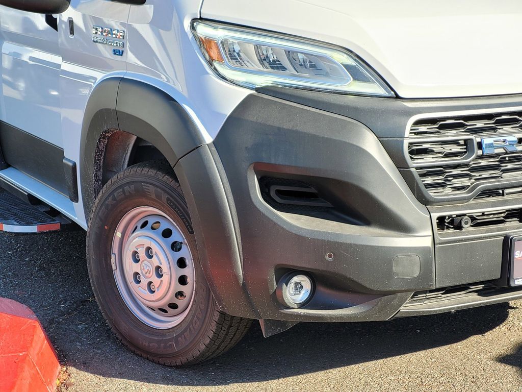 2024 Ram 3500 photo 2