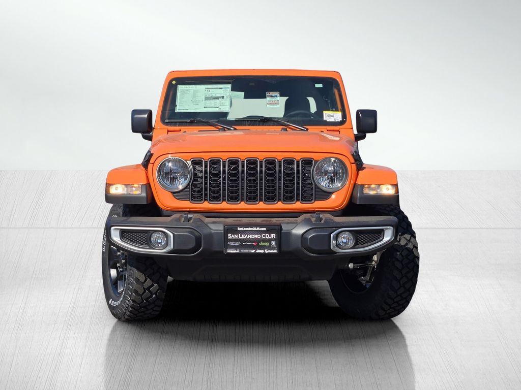 2025 Jeep Gladiator Sport photo 2