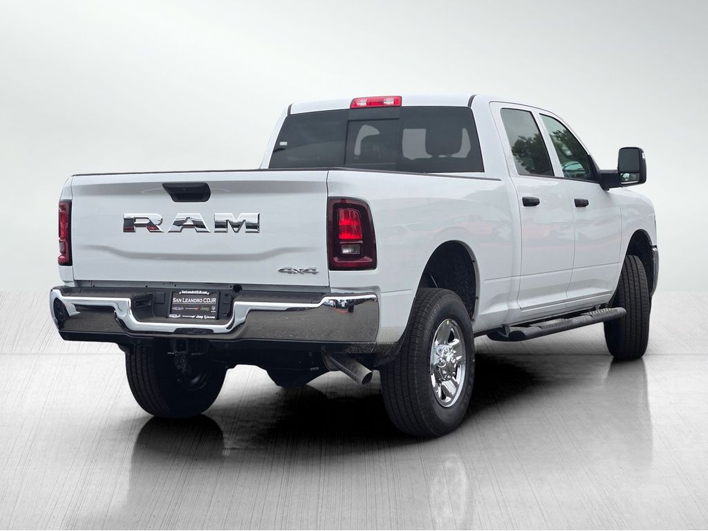 2025 Ram 2500 Tradesman photo 3