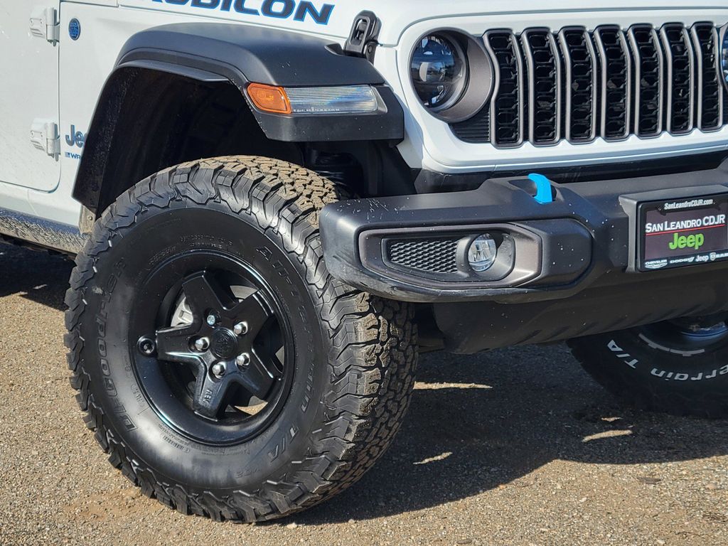 2024 Jeep Wrangler 4xe Rubicon photo 3