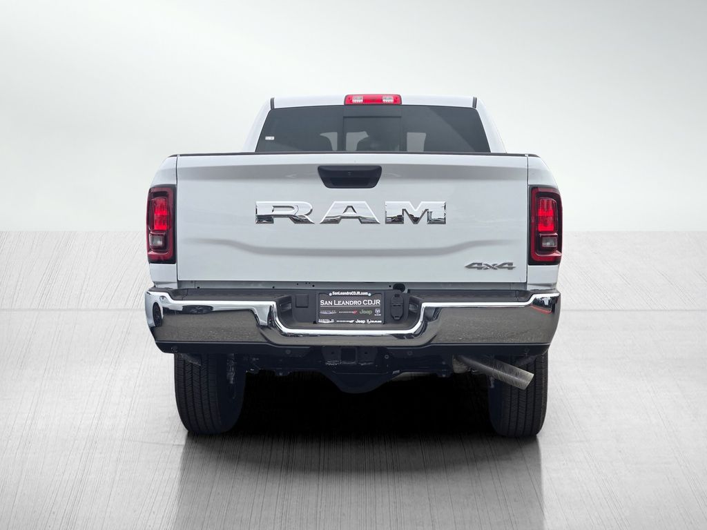 2025 Ram 2500 Tradesman photo 4