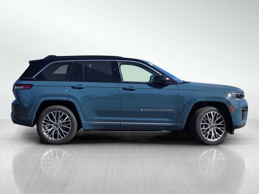 New 2026 Jeep Grand Cherokee Summit Sport Utility