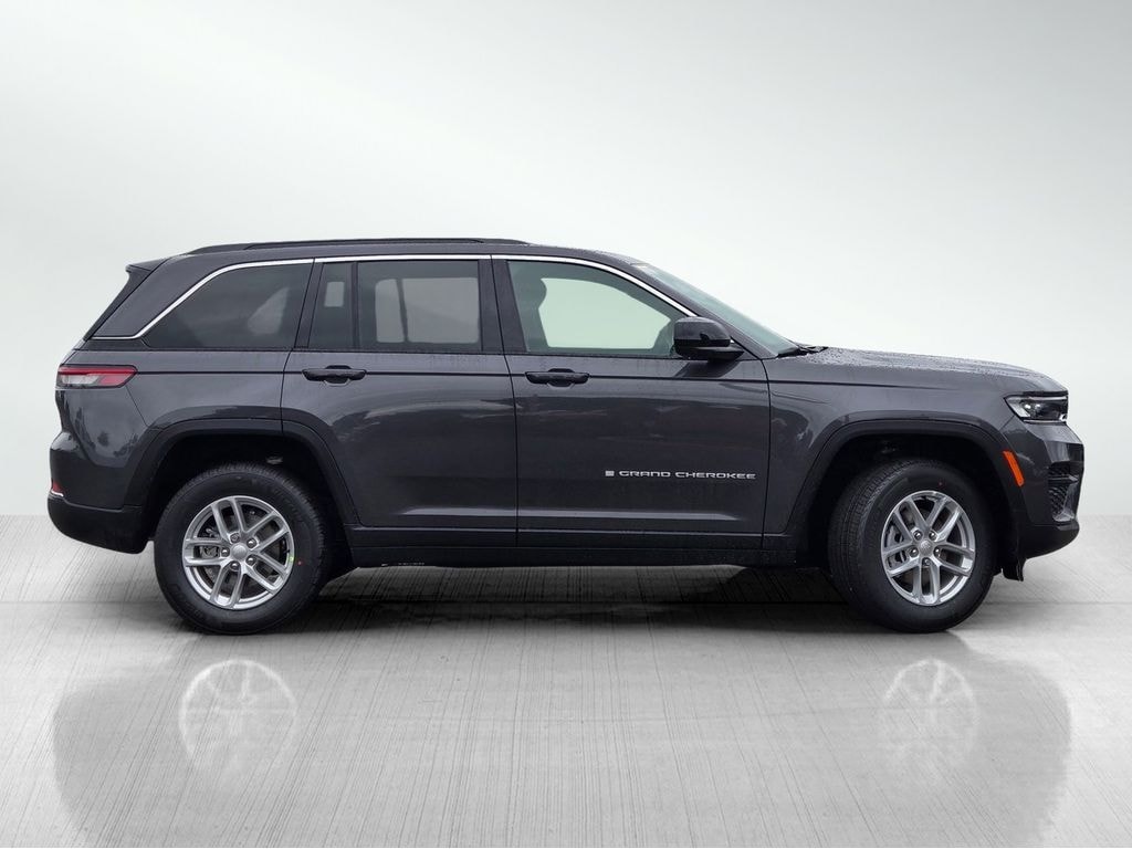 New 2026 Jeep Grand Cherokee Laredo X Sport Utility