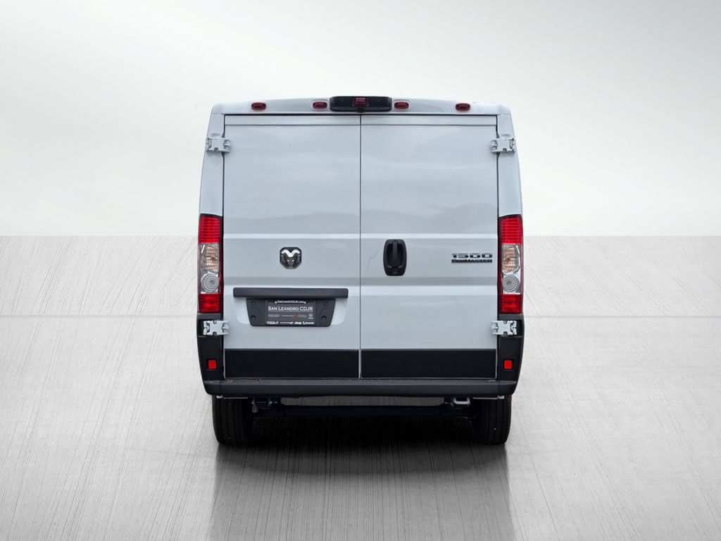 2026 Ram ProMaster 1500 Tradesman photo 2