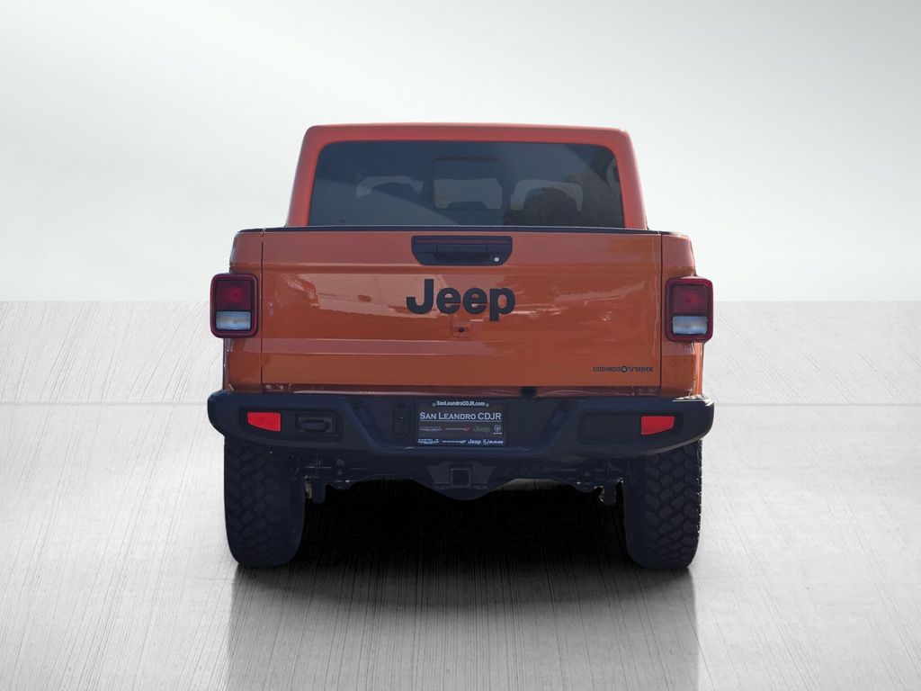 2025 Jeep Gladiator Sport photo 4