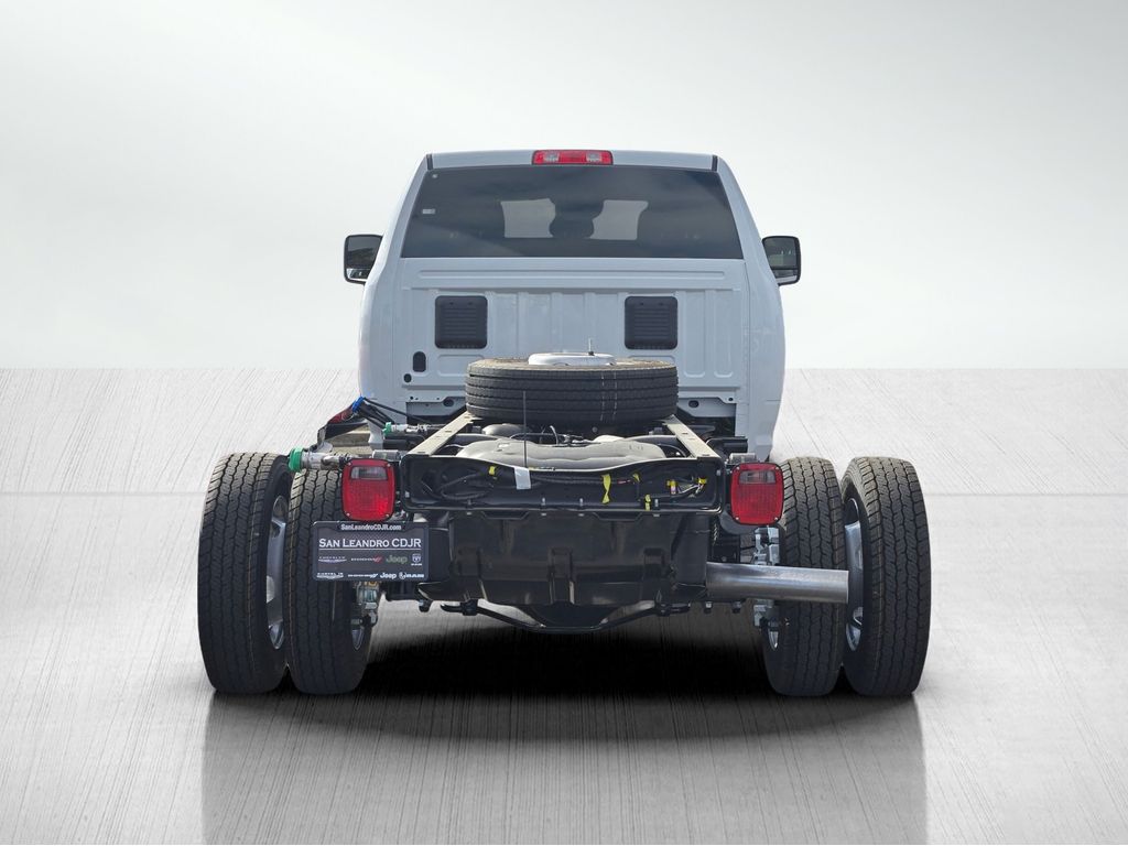 2026 Ram 5500 photo 4