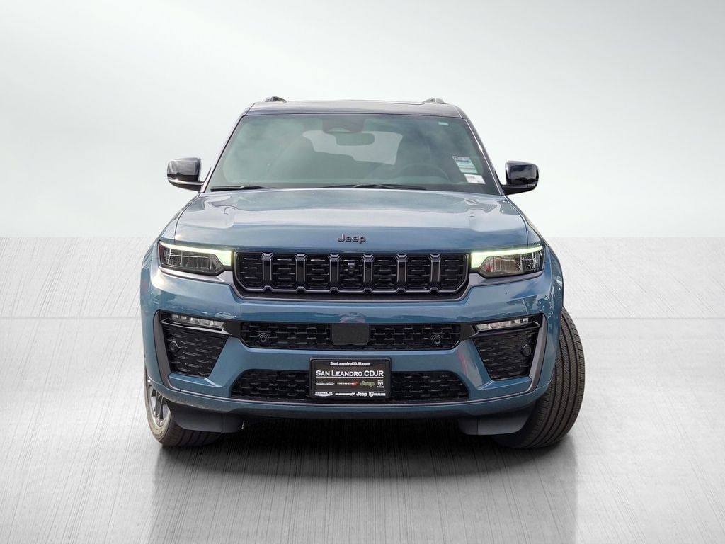 New 2026 Jeep Grand Cherokee L Summit Sport Utility