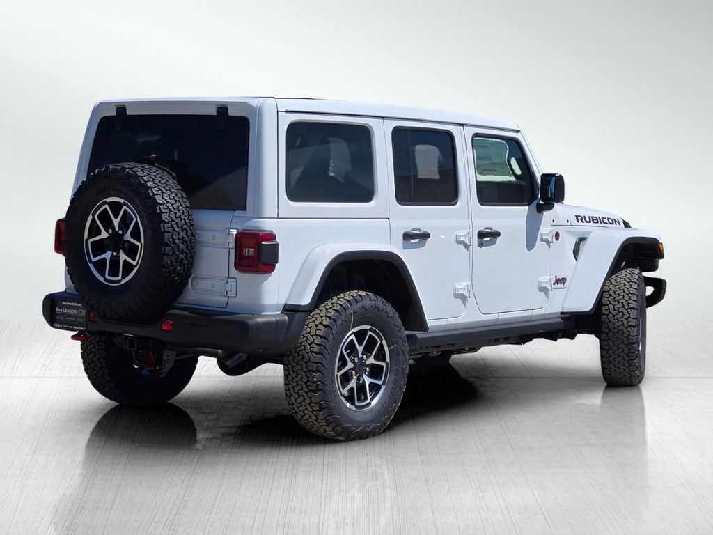 2025 Jeep Wrangler Rubicon photo 3