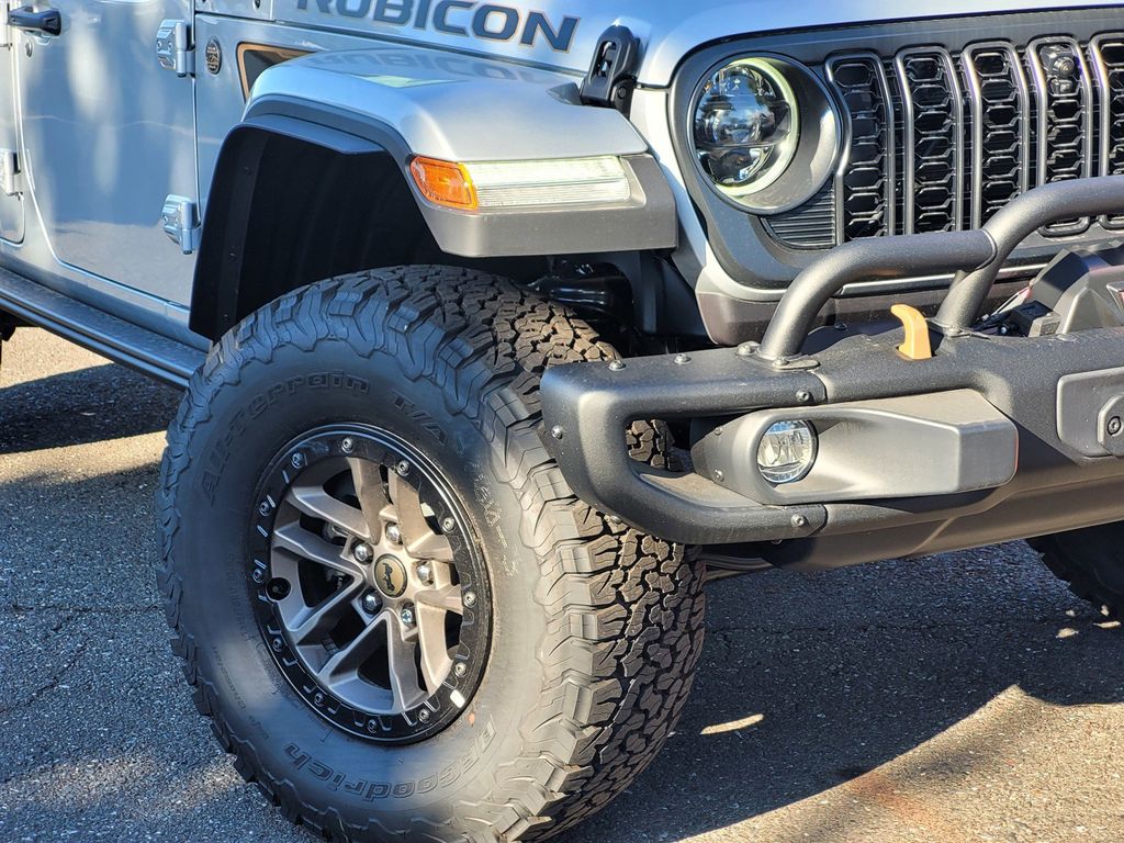 2024 Jeep Wrangler Rubicon 392 photo 2