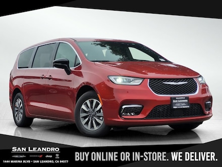 2025 Chrysler Pacifica Hybrid Select Passenger Van