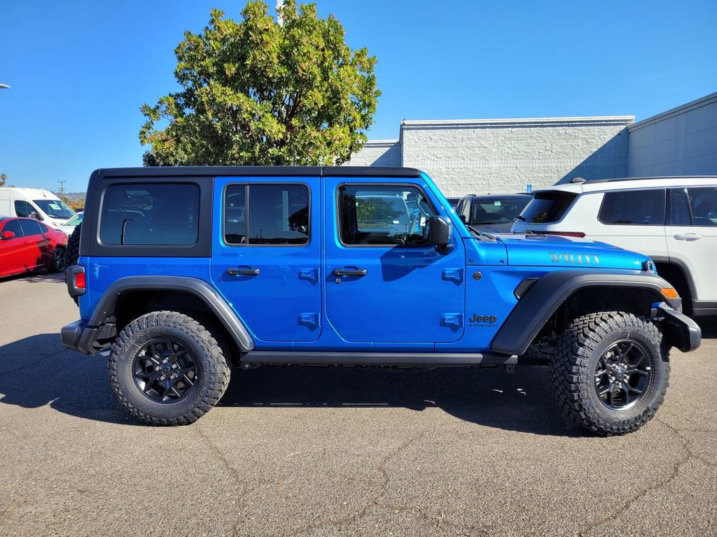 2024 Jeep Wrangler Willys photo 4