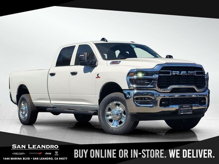 2025 Ram 2500 Tradesman Crew Cab