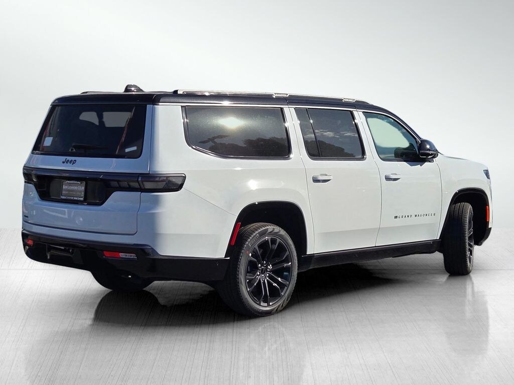 New 2026 Jeep Grand Wagoneer L Summit Reserve Sport Utility