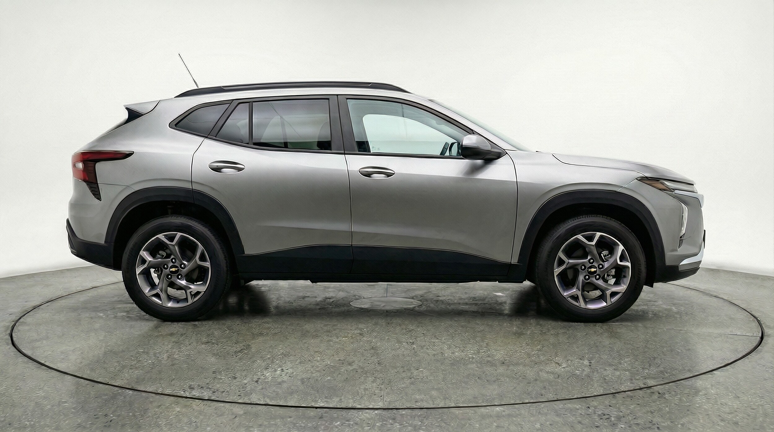 Thumbnail: 2025 Chevrolet Trax - 8