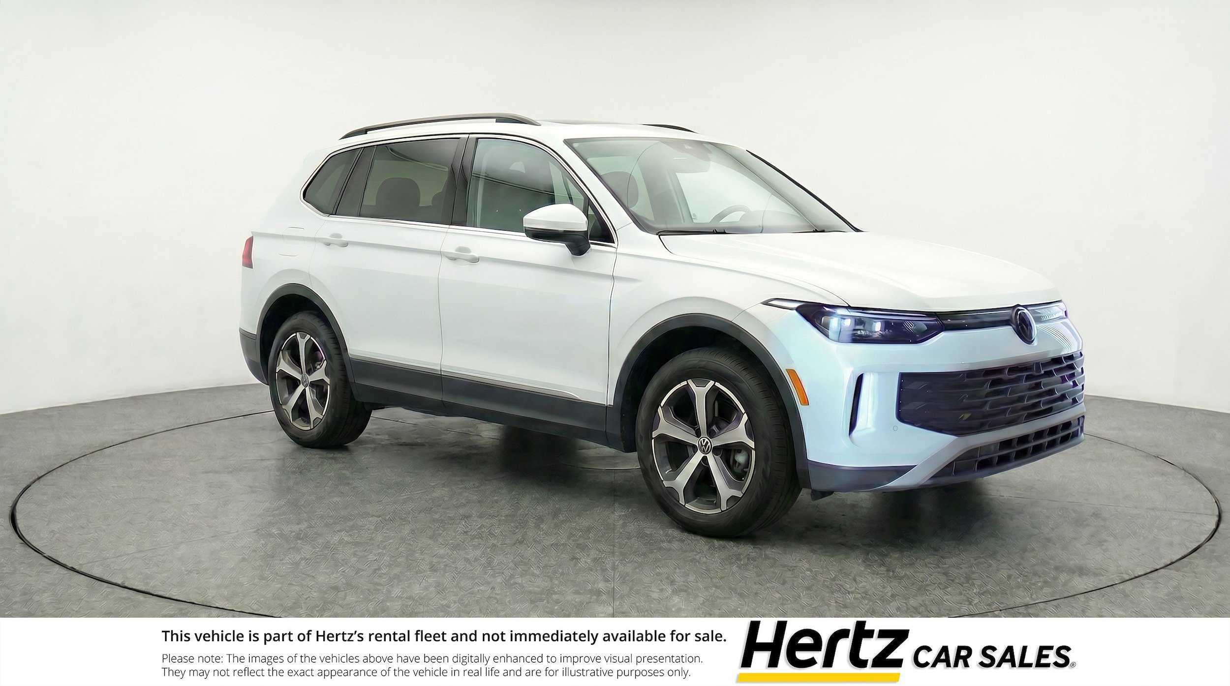 Thumbnail: 2026 Volkswagen Tiguan - 1