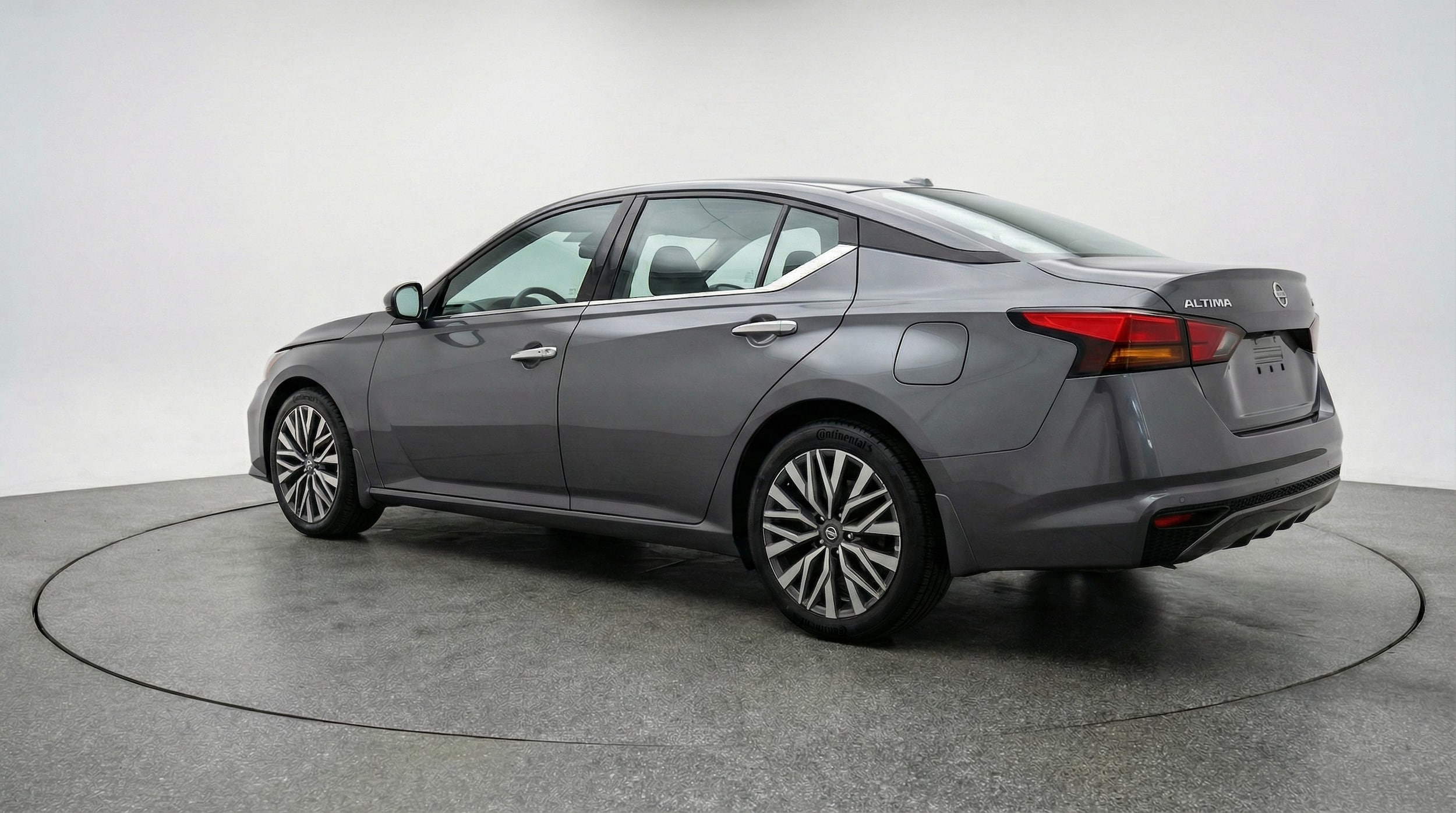 Thumbnail: 2025 Nissan Altima - 5