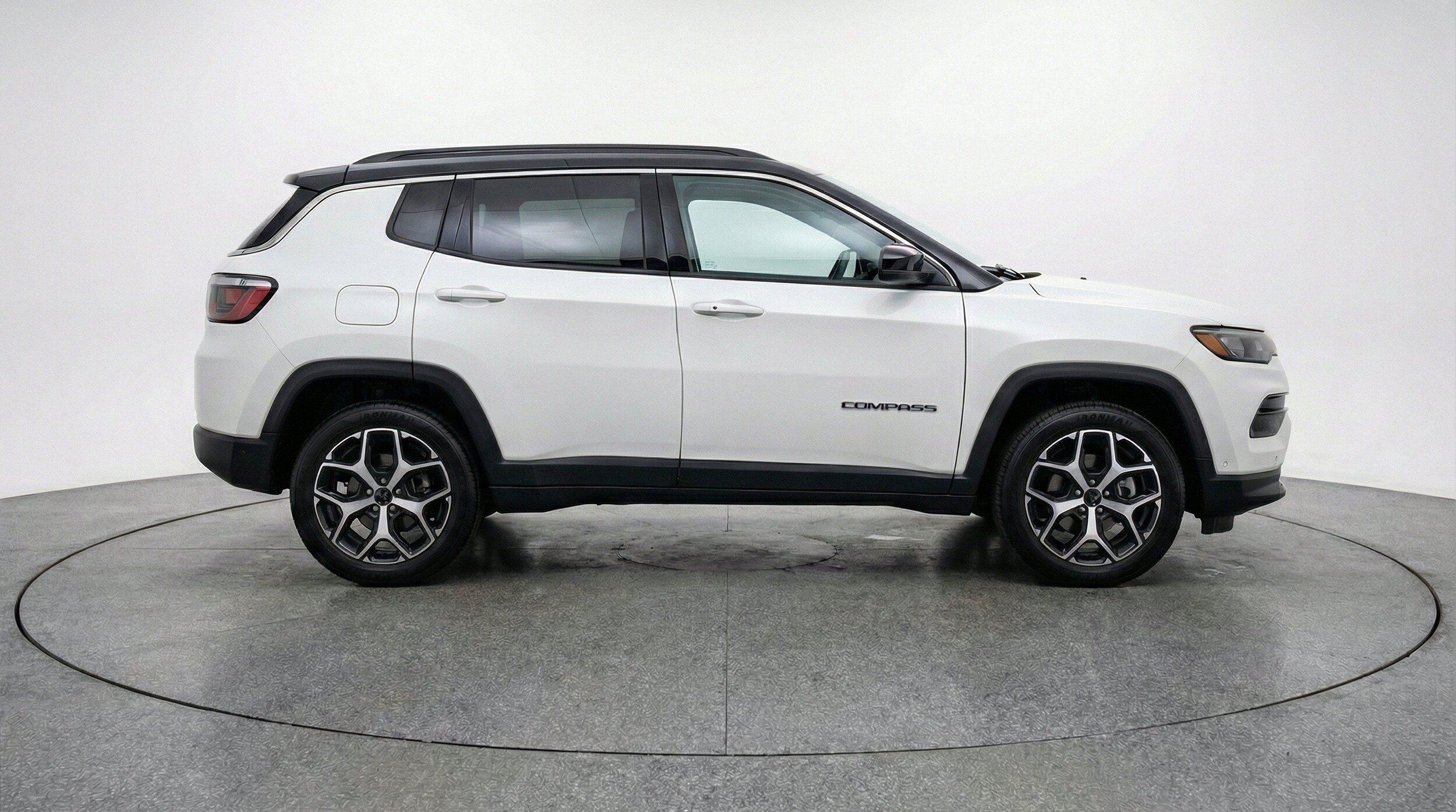 Thumbnail: 2025 Jeep Compass - 11
