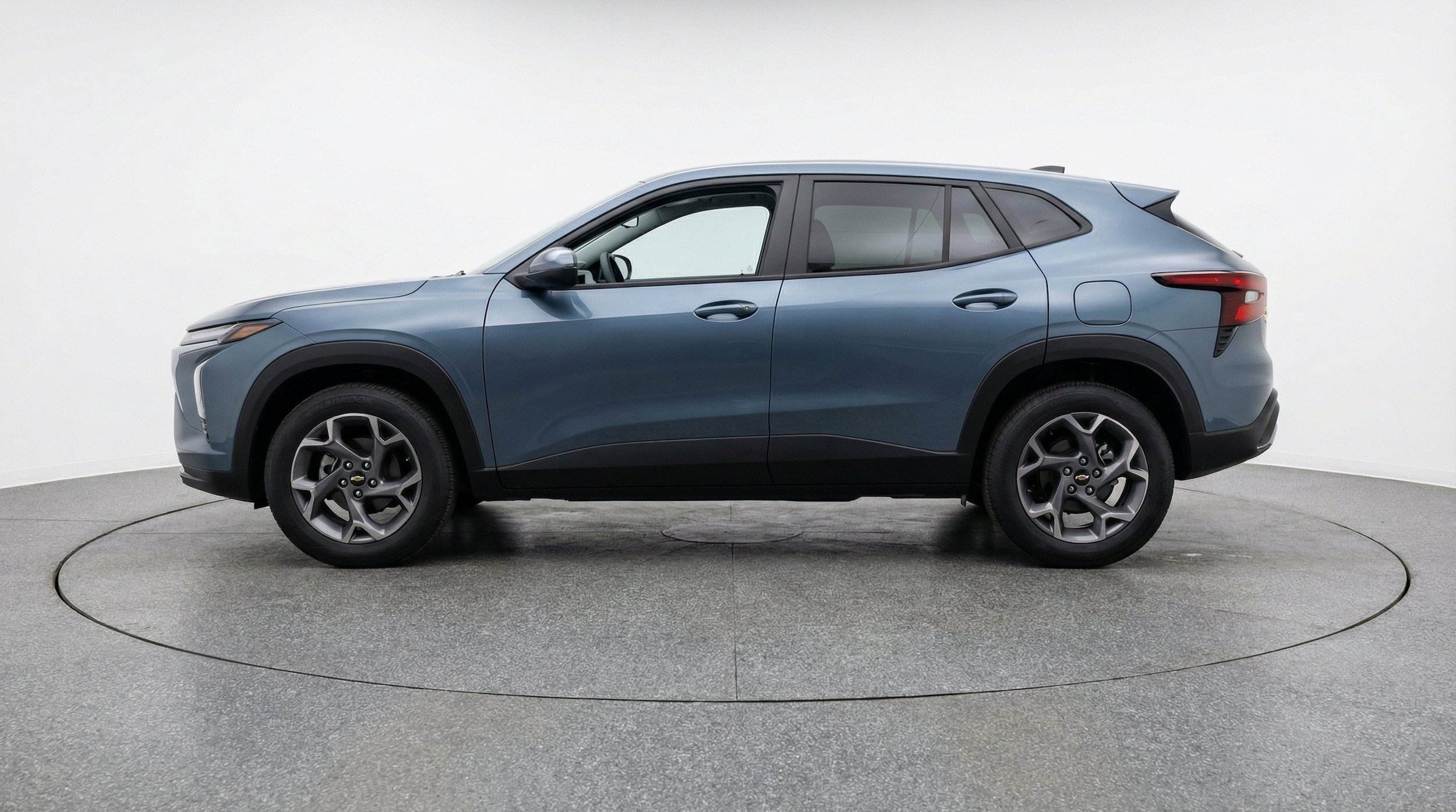 Thumbnail: 2025 Chevrolet Trax - 5