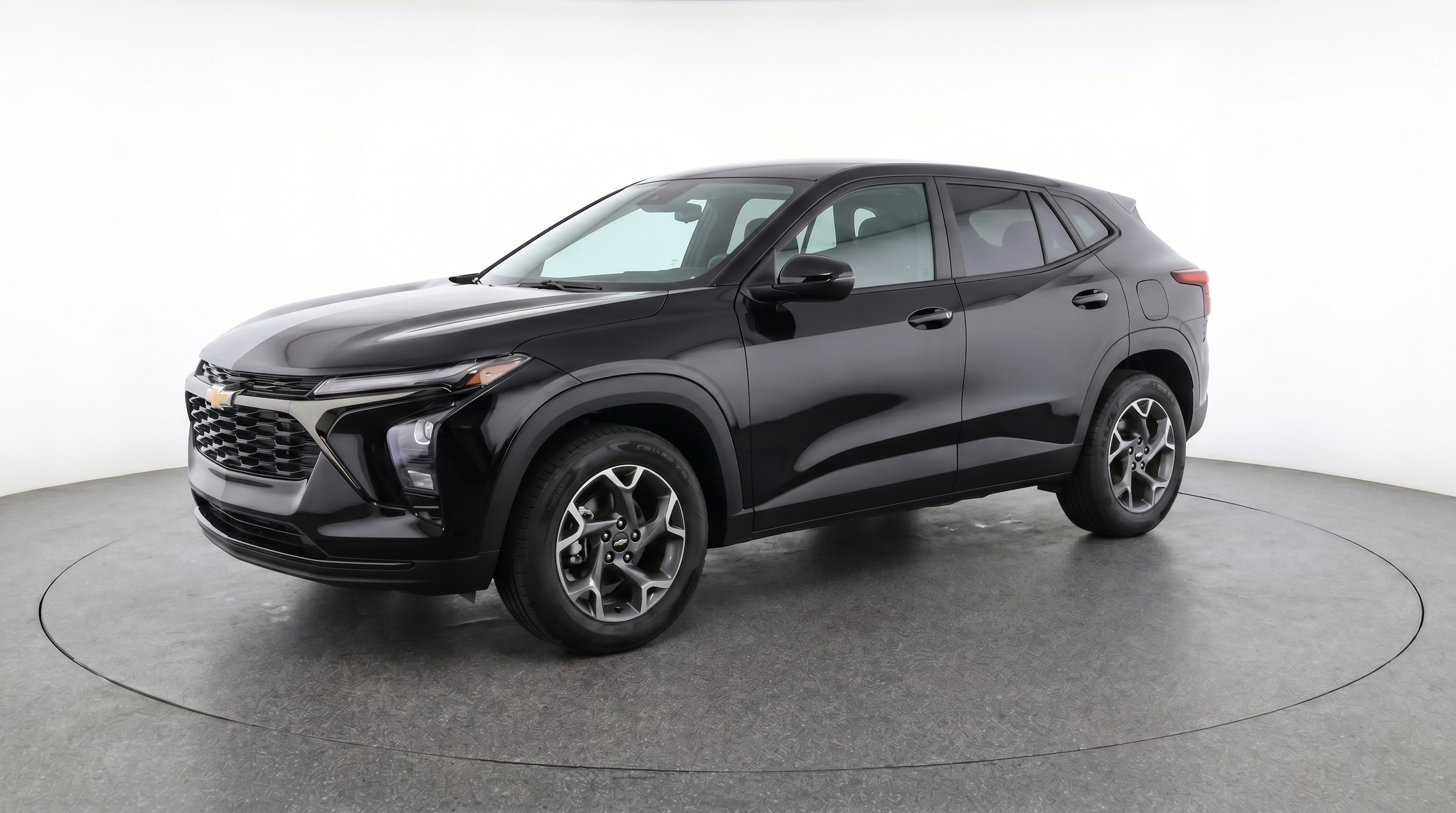 Thumbnail: 2025 Chevrolet Trax - 3