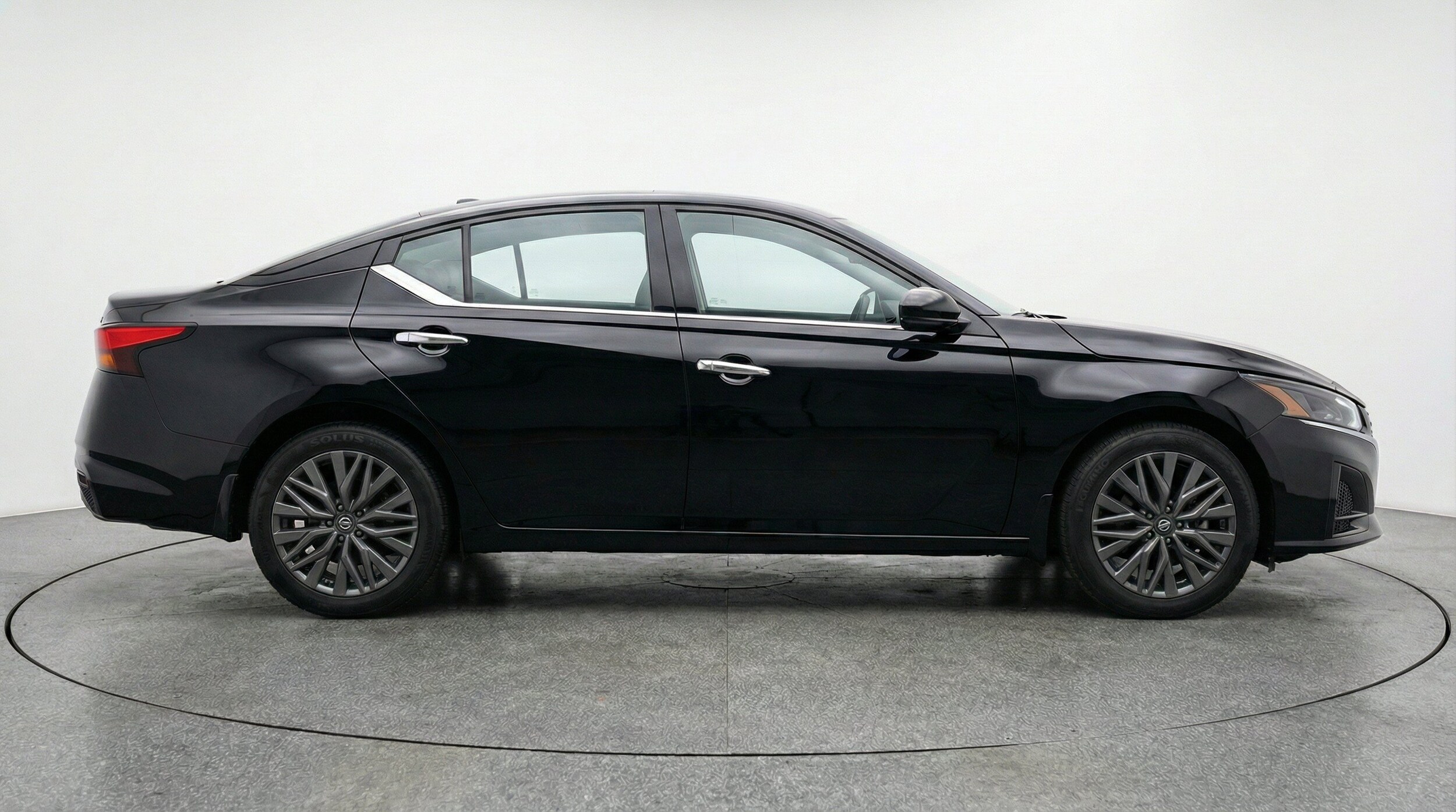 Thumbnail: 2025 Nissan Altima - 11