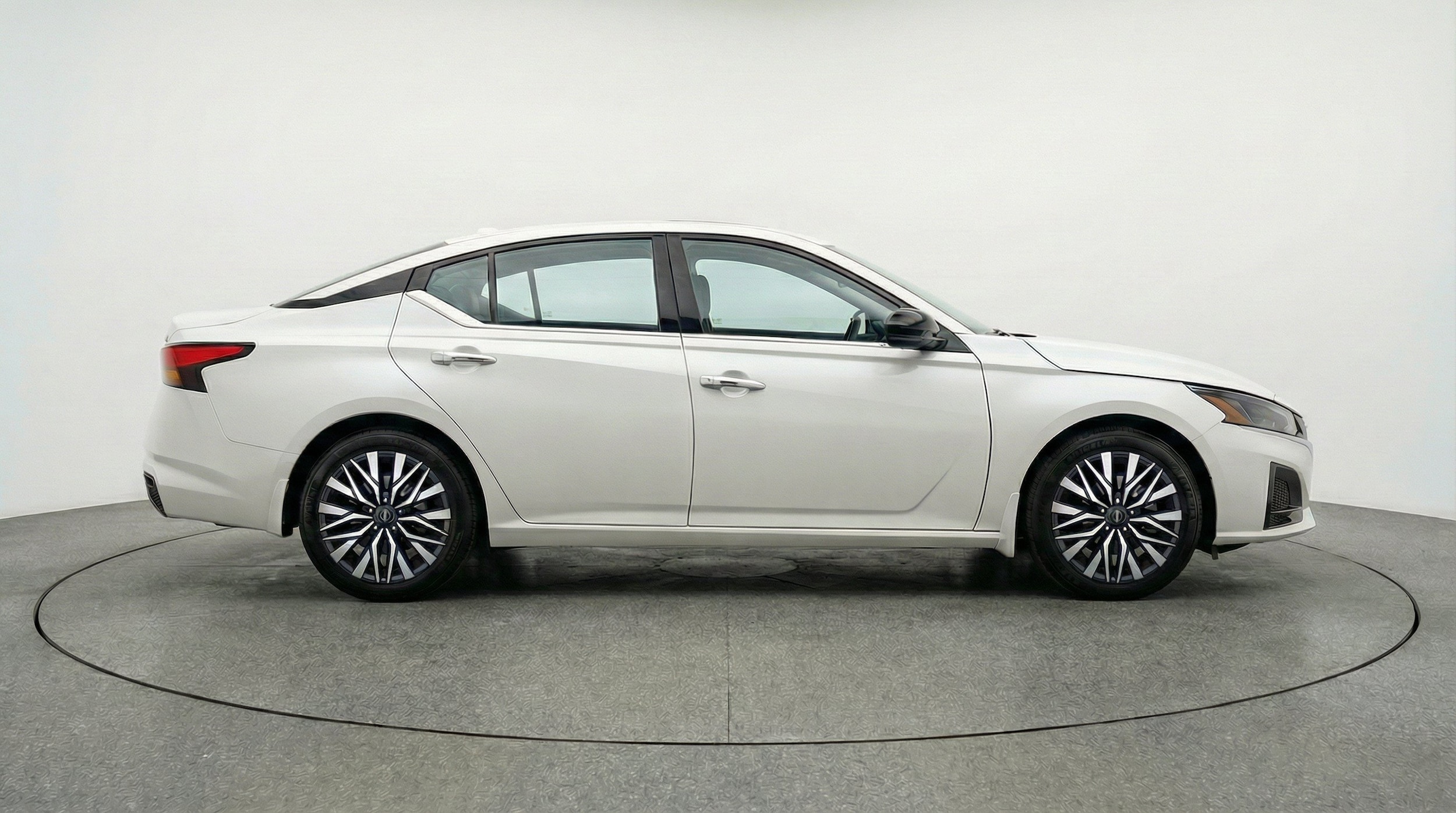 Thumbnail: 2025 Nissan Altima - 11